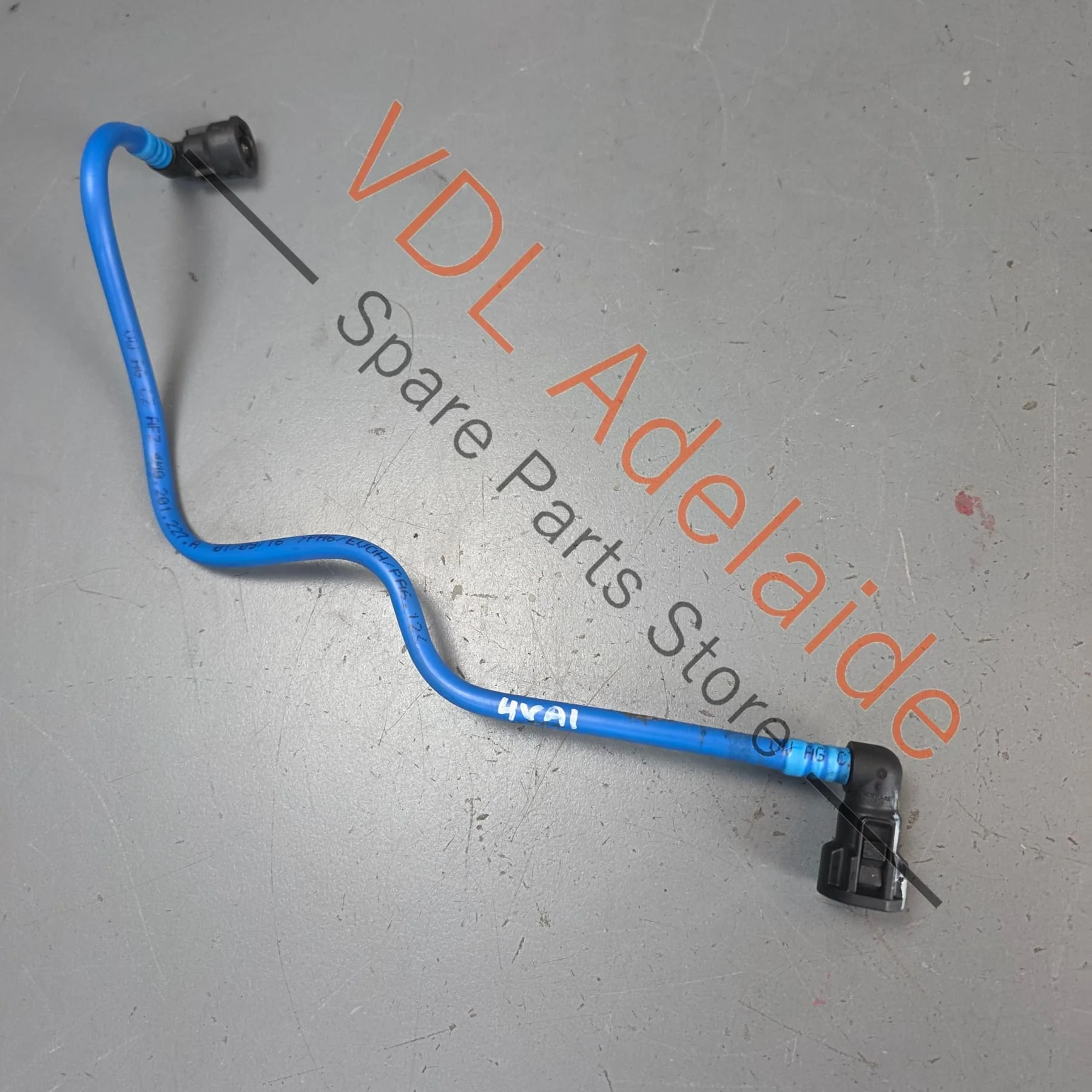 Audi Q7 4M Fuel Return Line 4M0201227A Touareg Bentayga Cayenne