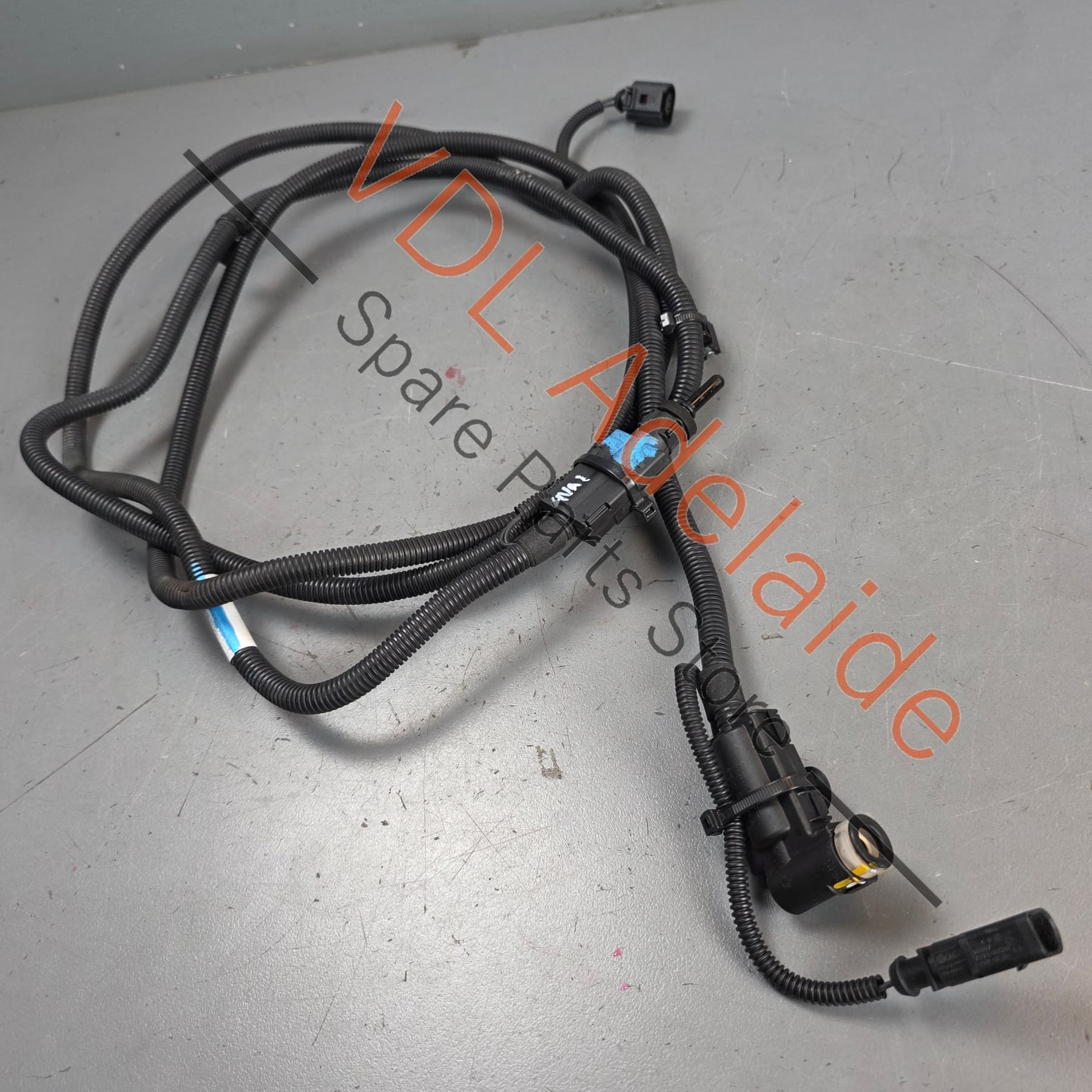 Bentley Bentayga Transfer Pipe Hose Line for Adblue FRONT 4M0131961B 4M0131961A