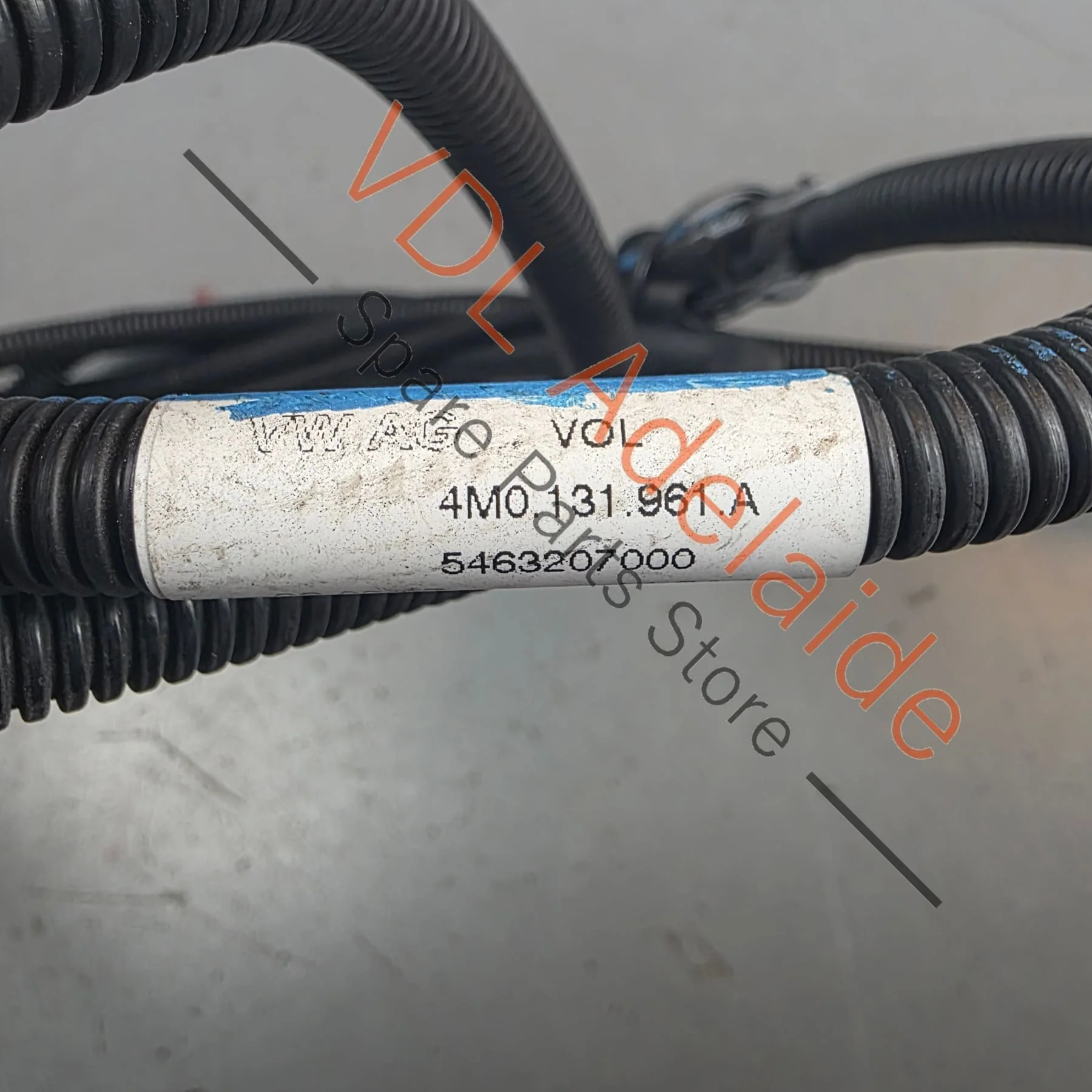 Bentley Bentayga Transfer Pipe Hose Line for Adblue FRONT 4M0131961B 4M0131961A - Image 2