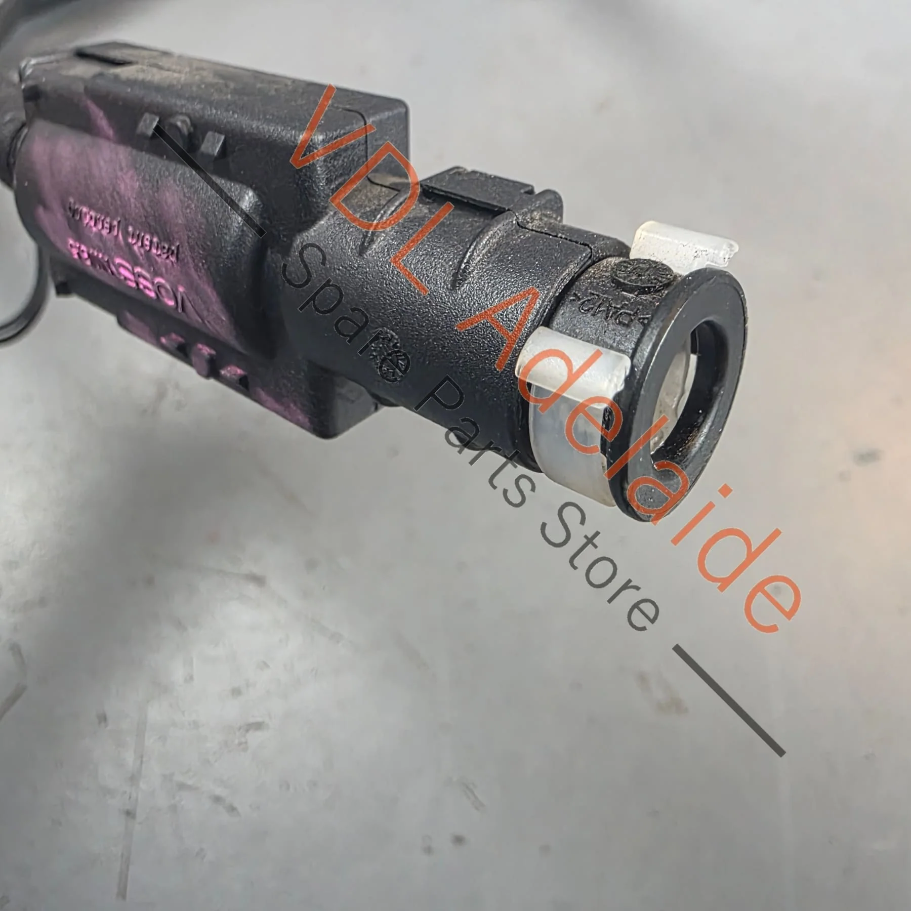 Bentley Bentayga Transfer Pipe Hose Line for Adblue REAR 4M0131962A - Image 6