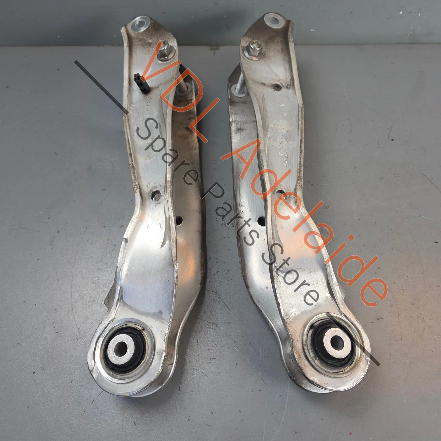 Audi Q7 Porsche Cayenne Touareg Bentayga Rear Suspension Lower Control Arms Pair 4M0505311J - Image 2