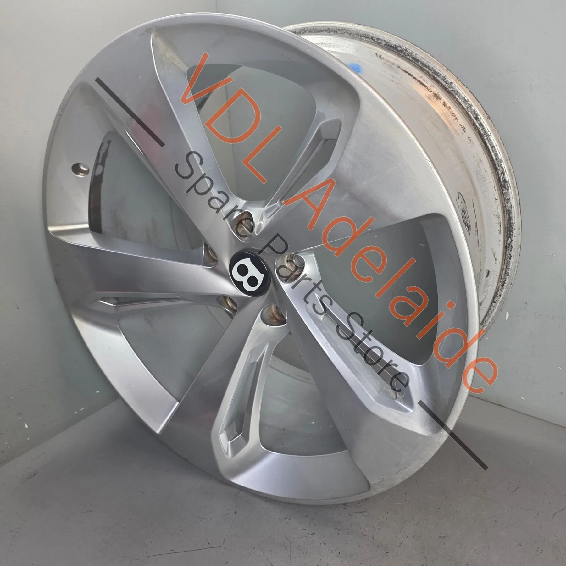 Bentley Bentayga 22in x 10in Alloy Wheel for Right Side 36A601025AA #01 - Image 2