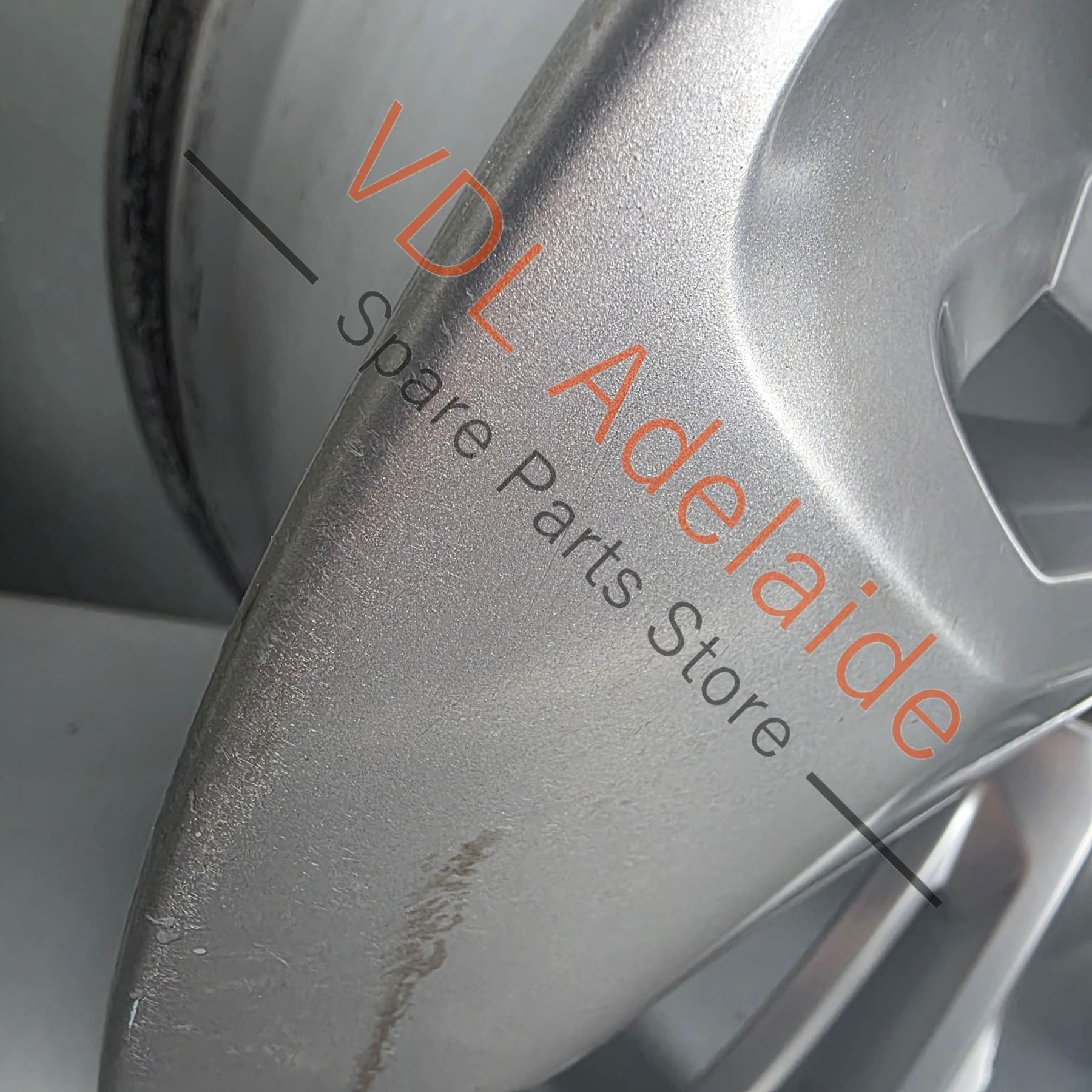 Bentley Bentayga 22in x 10in Alloy Wheel for Right Side 36A601025AB #02 - Image 3