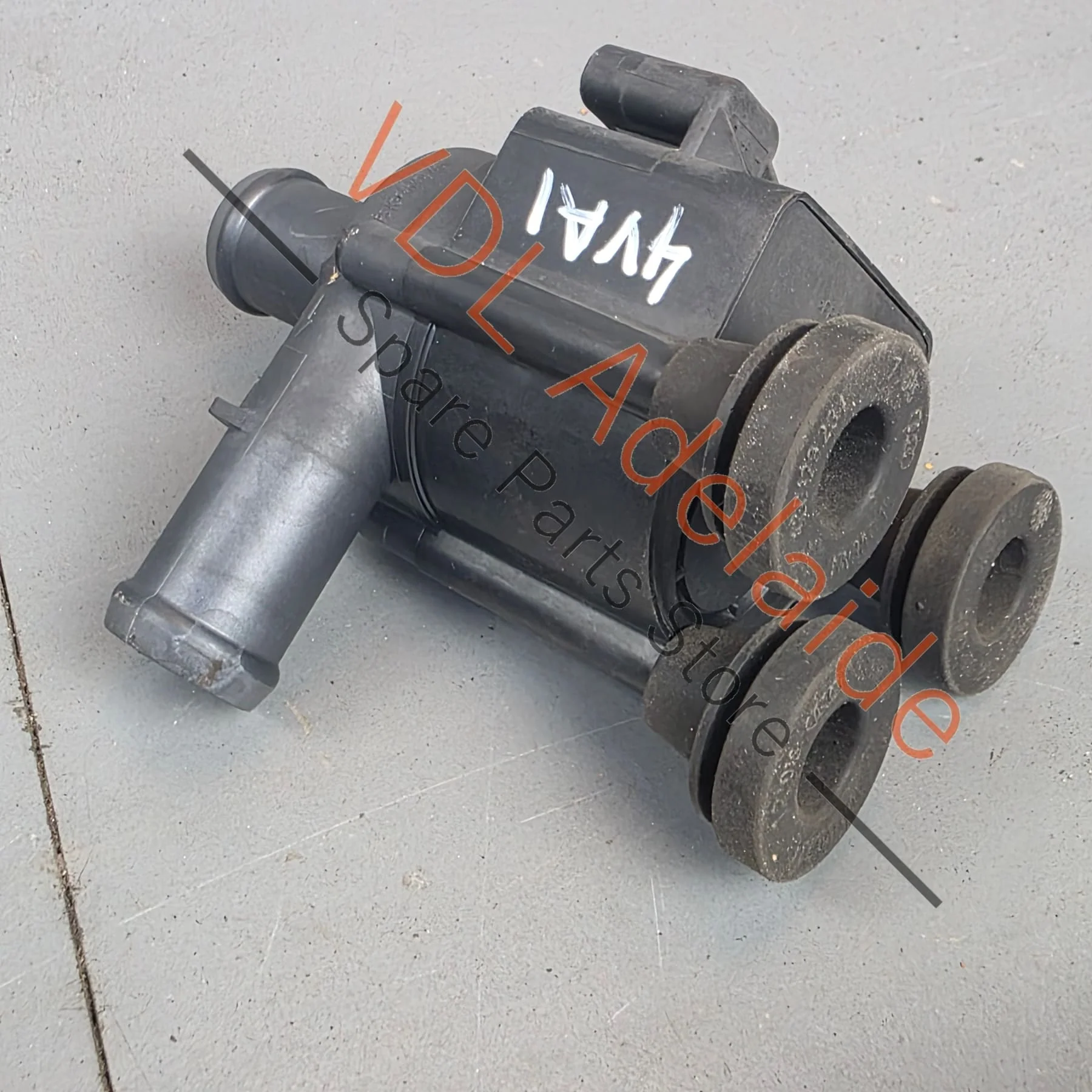 VW Audi Additional Coolant Pump 12V 06H121601M