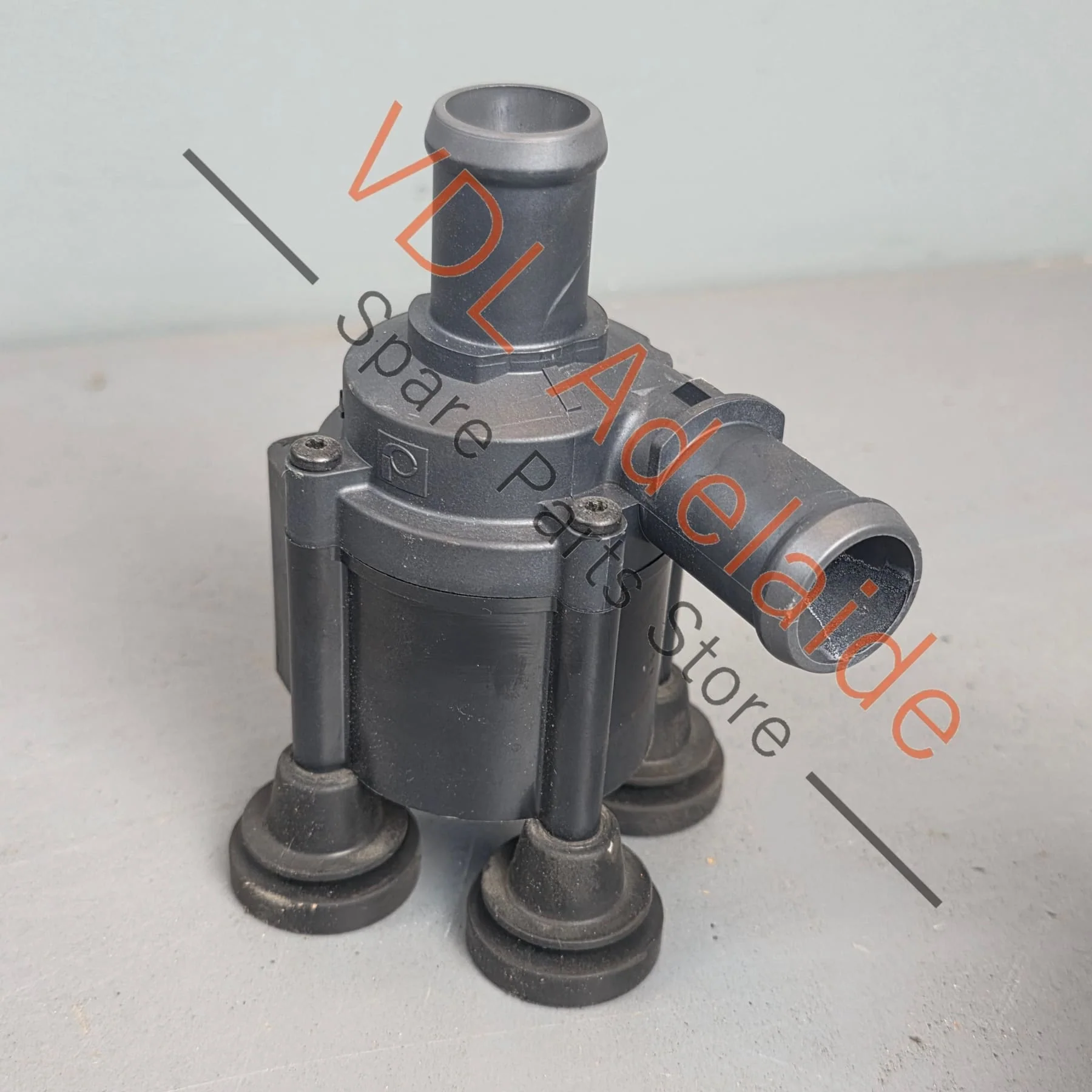 VW Audi Additional Coolant Pump 12V 06H121601M - Image 3