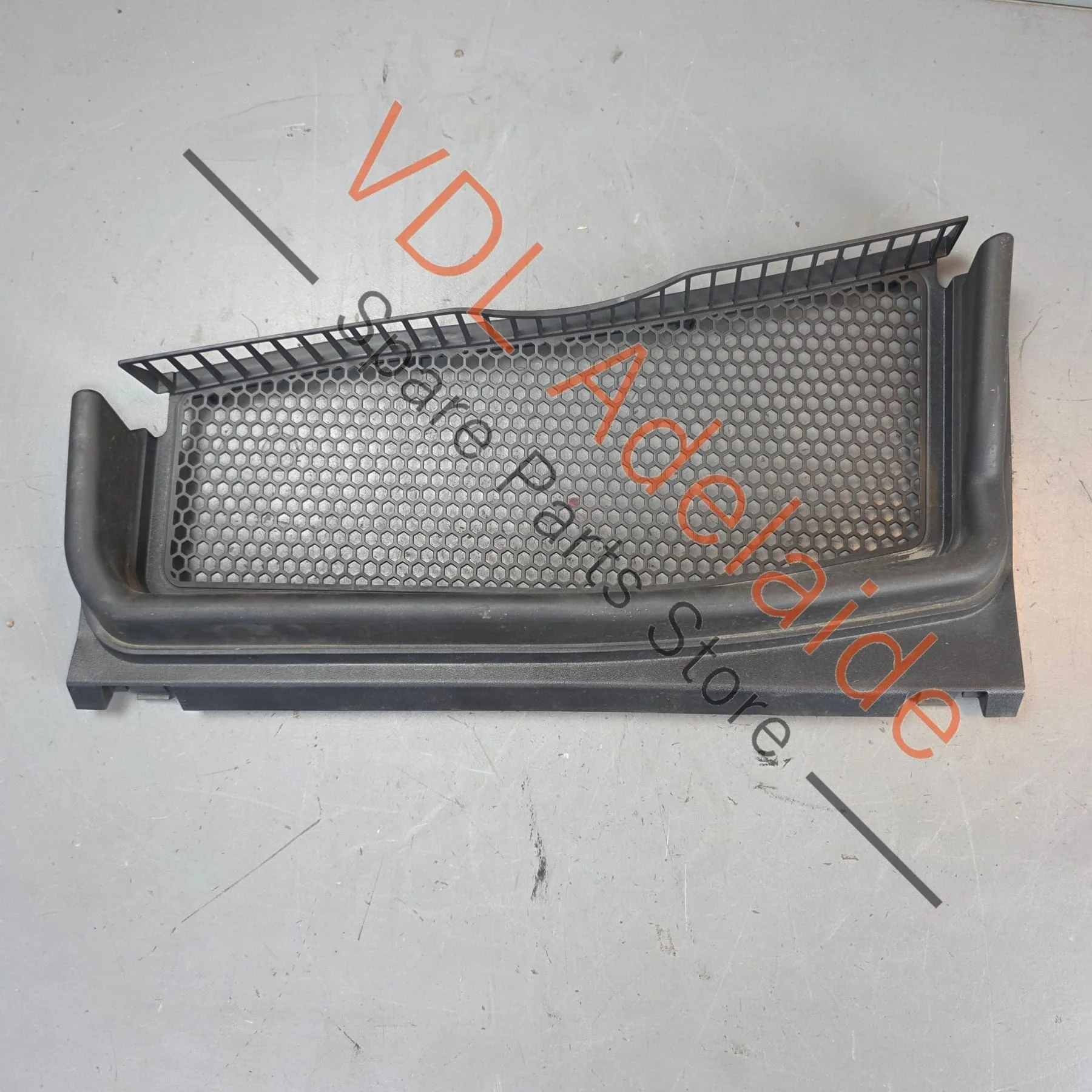 Bentley Bentayga Engine Compartment Trim Cover Vent Grille 4M2819154 4M2819401B - Image 2