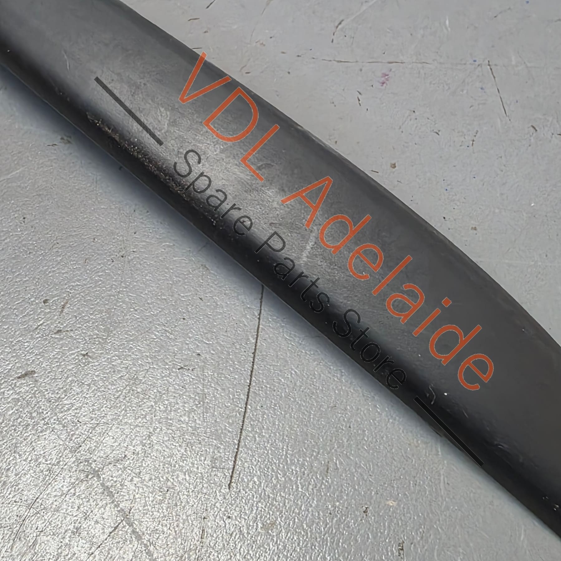 Bentley Bentayga 4V Windscreen Water Deflector Strip Trim Right 36A854328A - Image 6