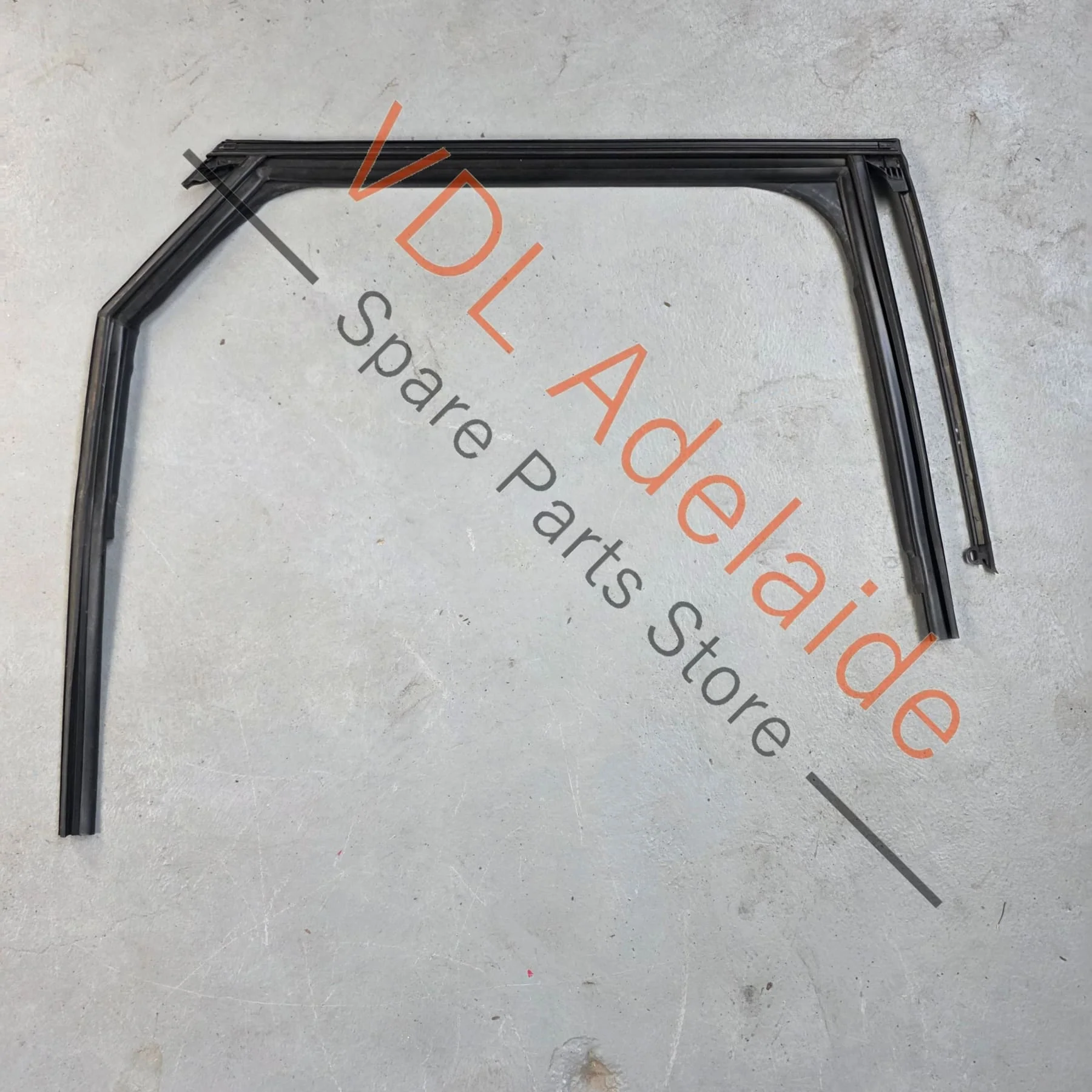 Bentley Bentayga 4V Rear Right Window Seal Gasket Rubber 36A839432A 36A839432B