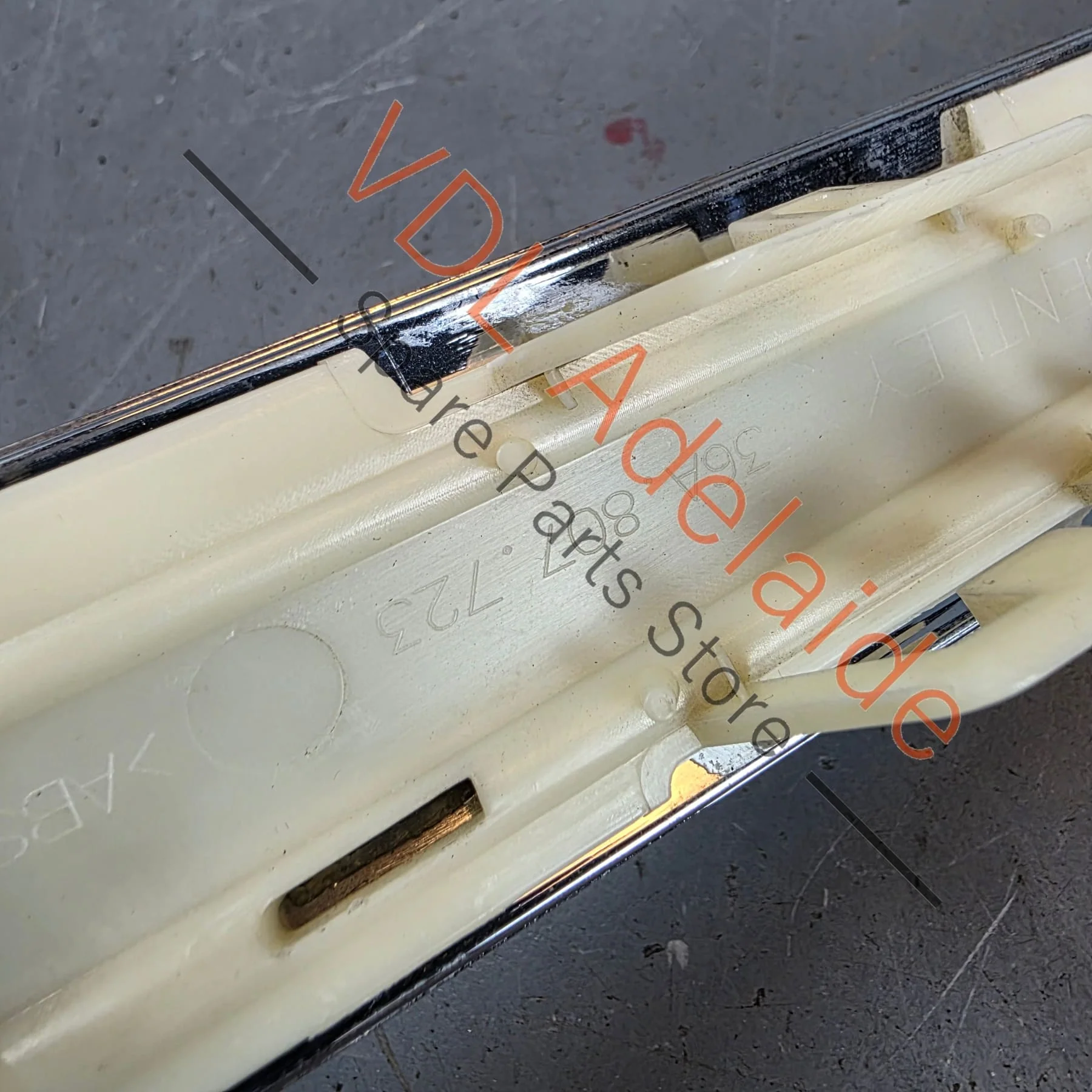 Bentley Bentayga Rear Bumper Left Chrome Trim Moulding 36A807917 - Image 8