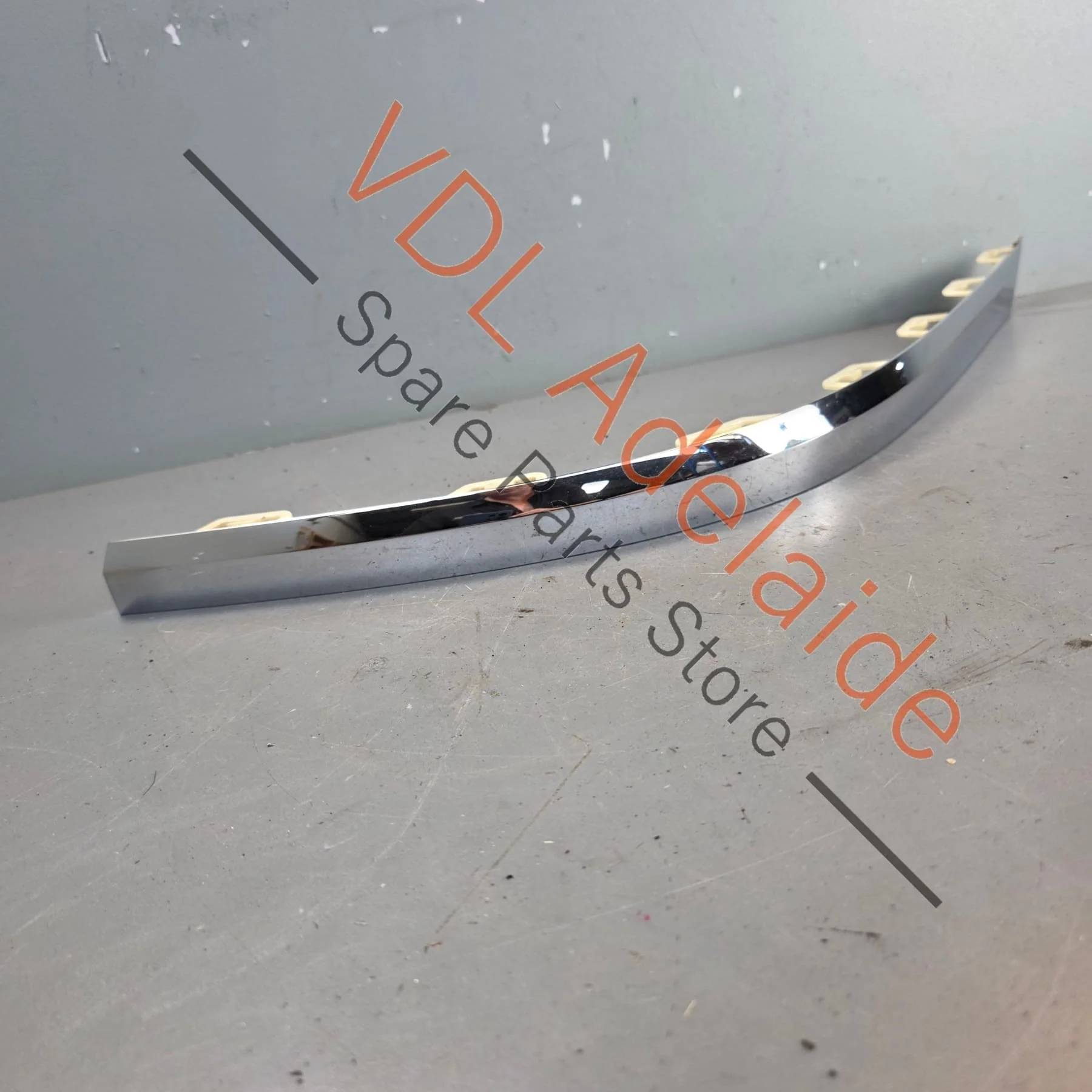 Bentley Bentayga Rear Bumper Right Chrome Trim Moulding 36A807918 - Image 8