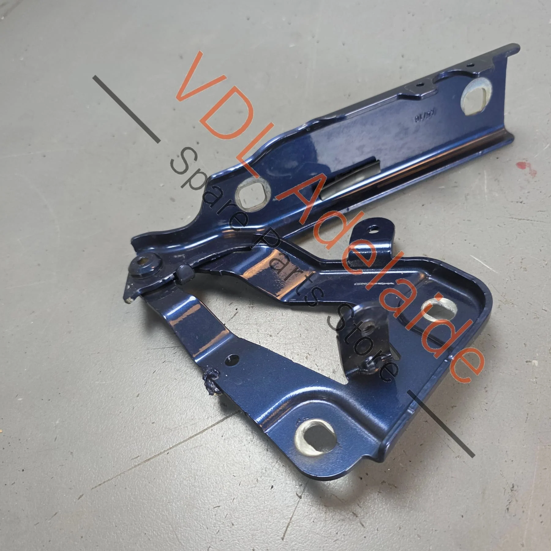 Bentley Bentayga Bonnet Hinge Left 36A823301D