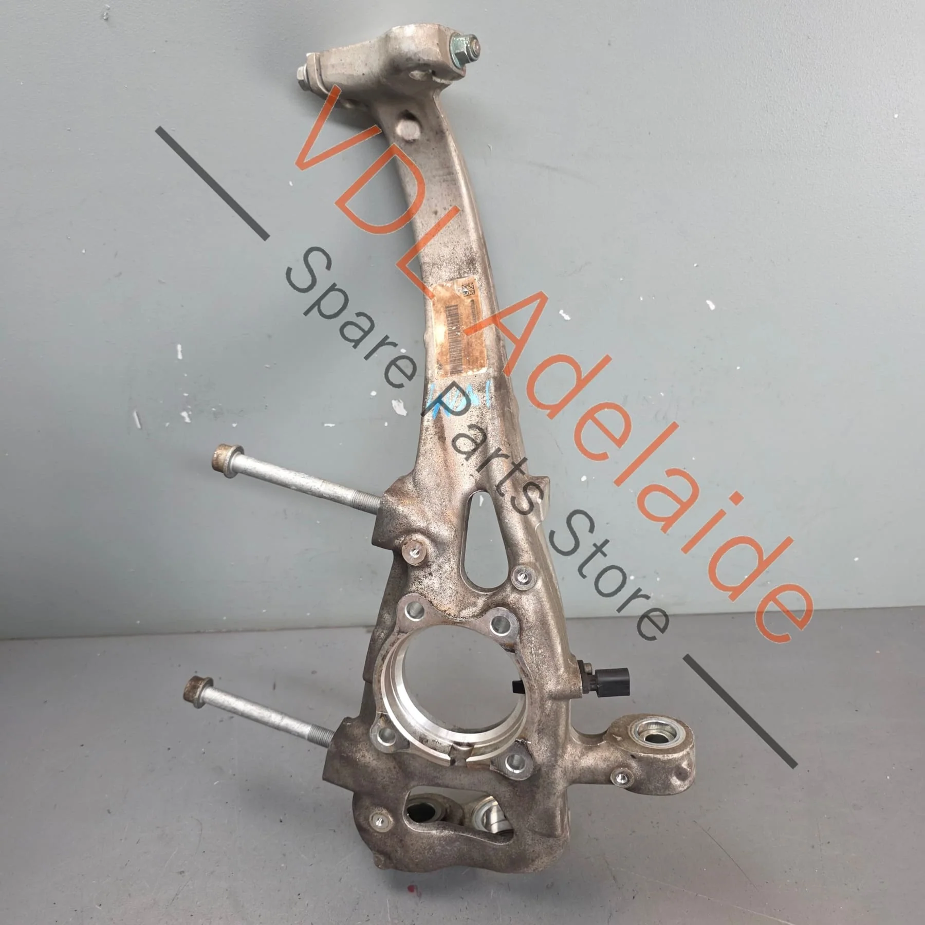Bentley Bentayga Front Right Suspension Knuckle 4M0407254L - Image 2