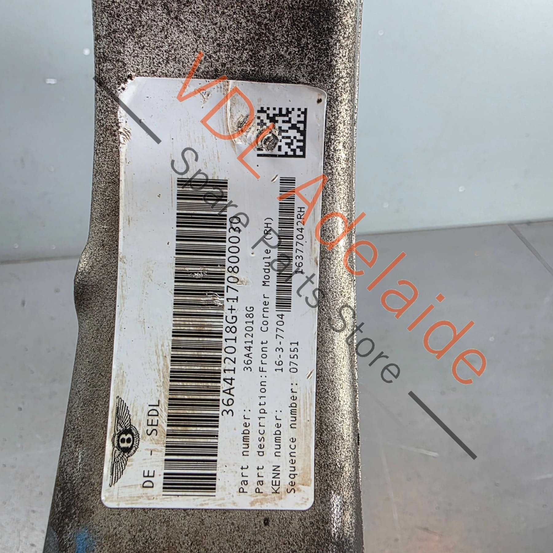 Bentley Bentayga Front Right Suspension Knuckle 4M0407254L - Image 6