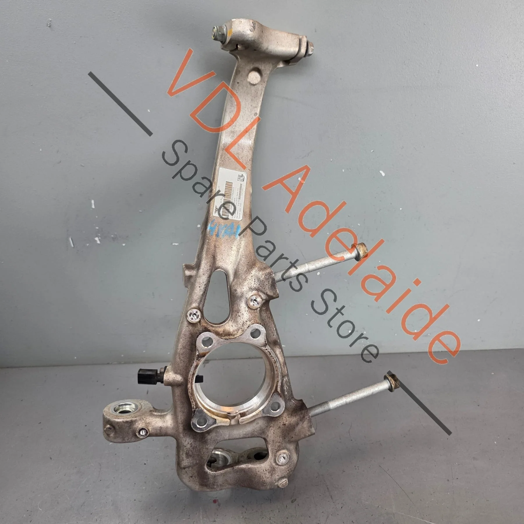 Bentley Bentayga Front Left Suspension Knuckle 4M0407253L
