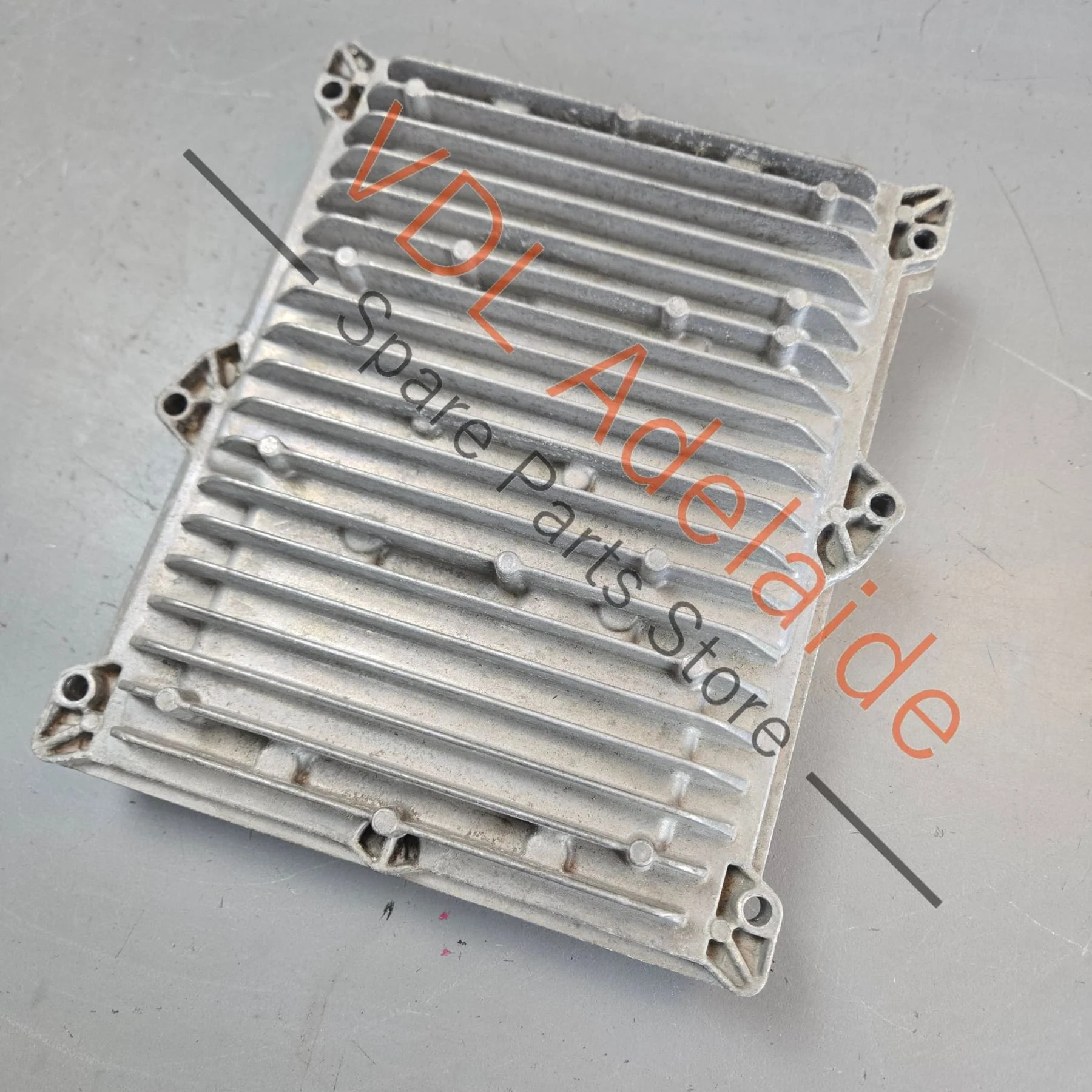 Bentley Bentayga 4.0 Diesel Engine Controller ECU 057907309 Bosch MD1CP014 - Image 3