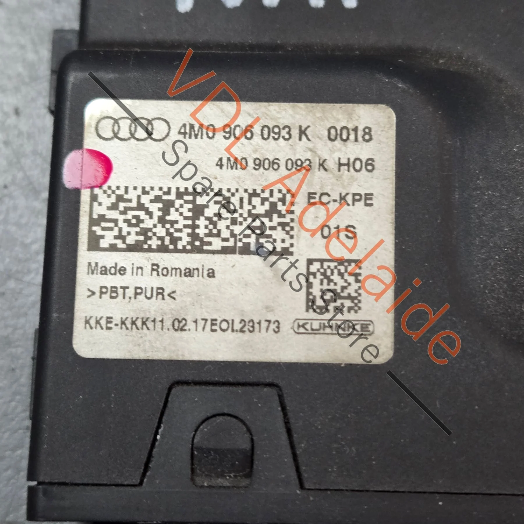 Audi VW Bentley Bentayga Fuel Pump Control Module 4M0906093K - Image 2