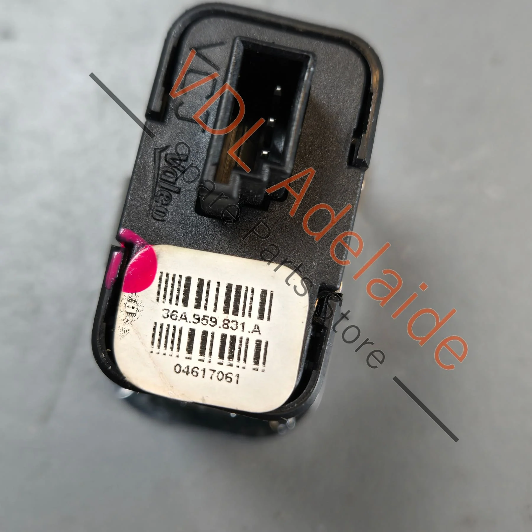 Bentley Bentayga Boot Trunk Release Open Switch 36A959831A - Image 4