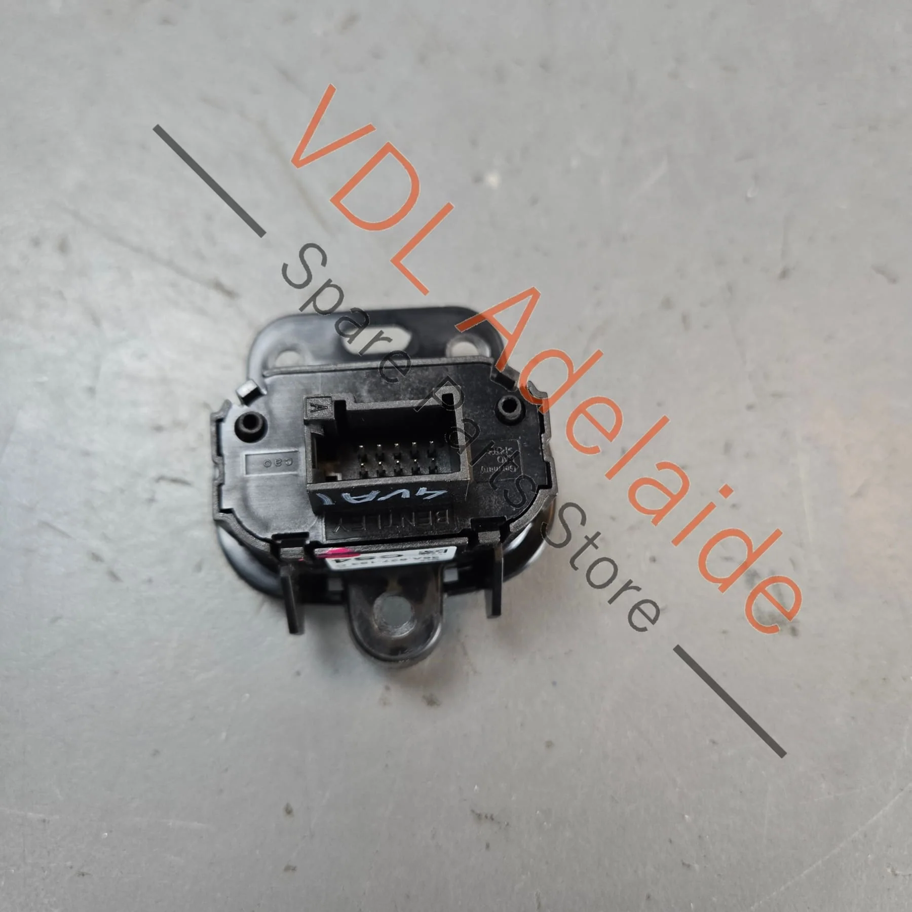 Bentley Bentayga Traction Control Switch 36A927193C - Image 2