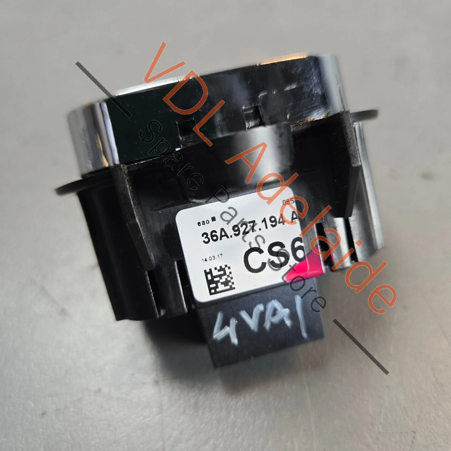 Bentley Bentayga Traction Control Switch 36A927194A - Image 3