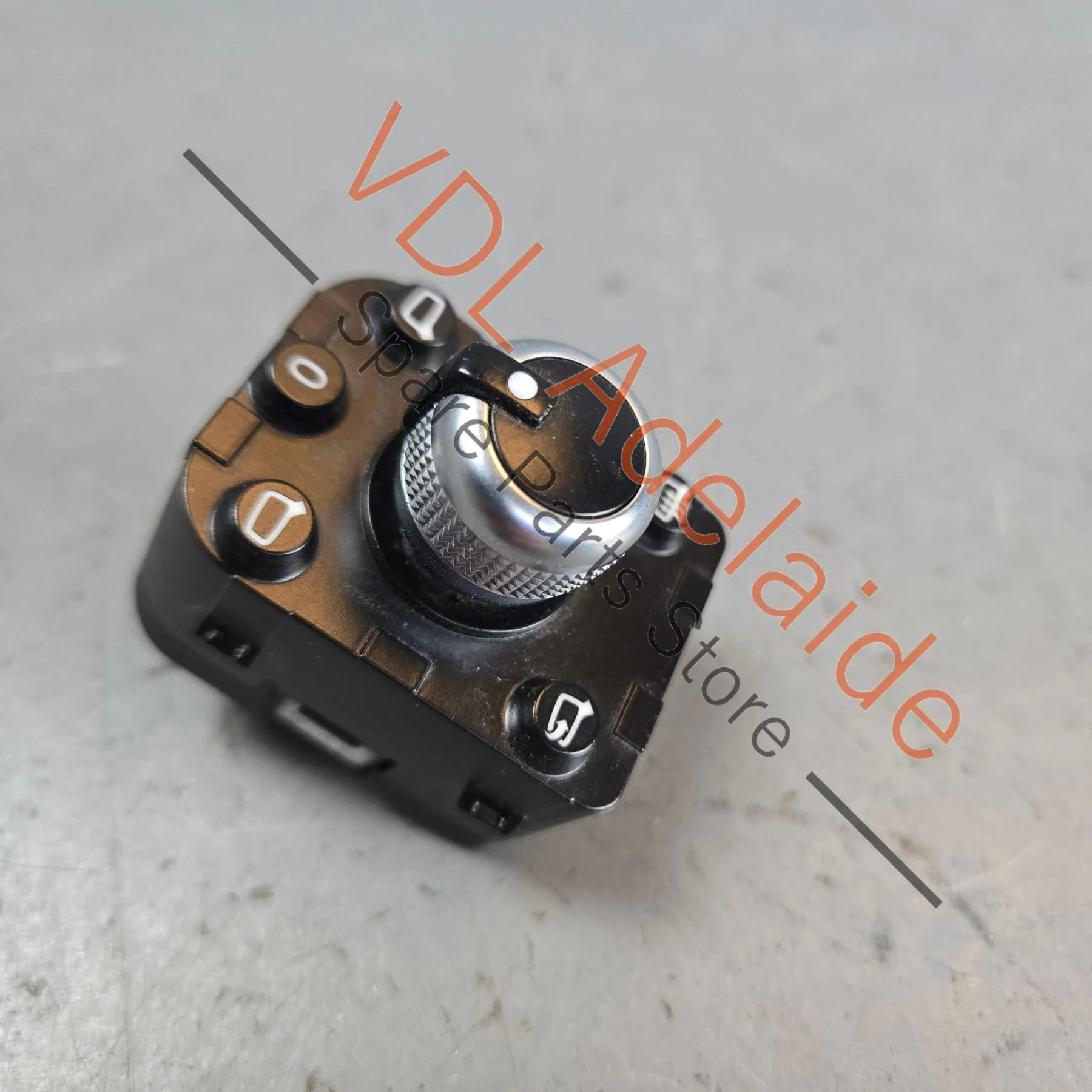Bentley Bentayga Power Mirror Switch 36A959565C - Image 2