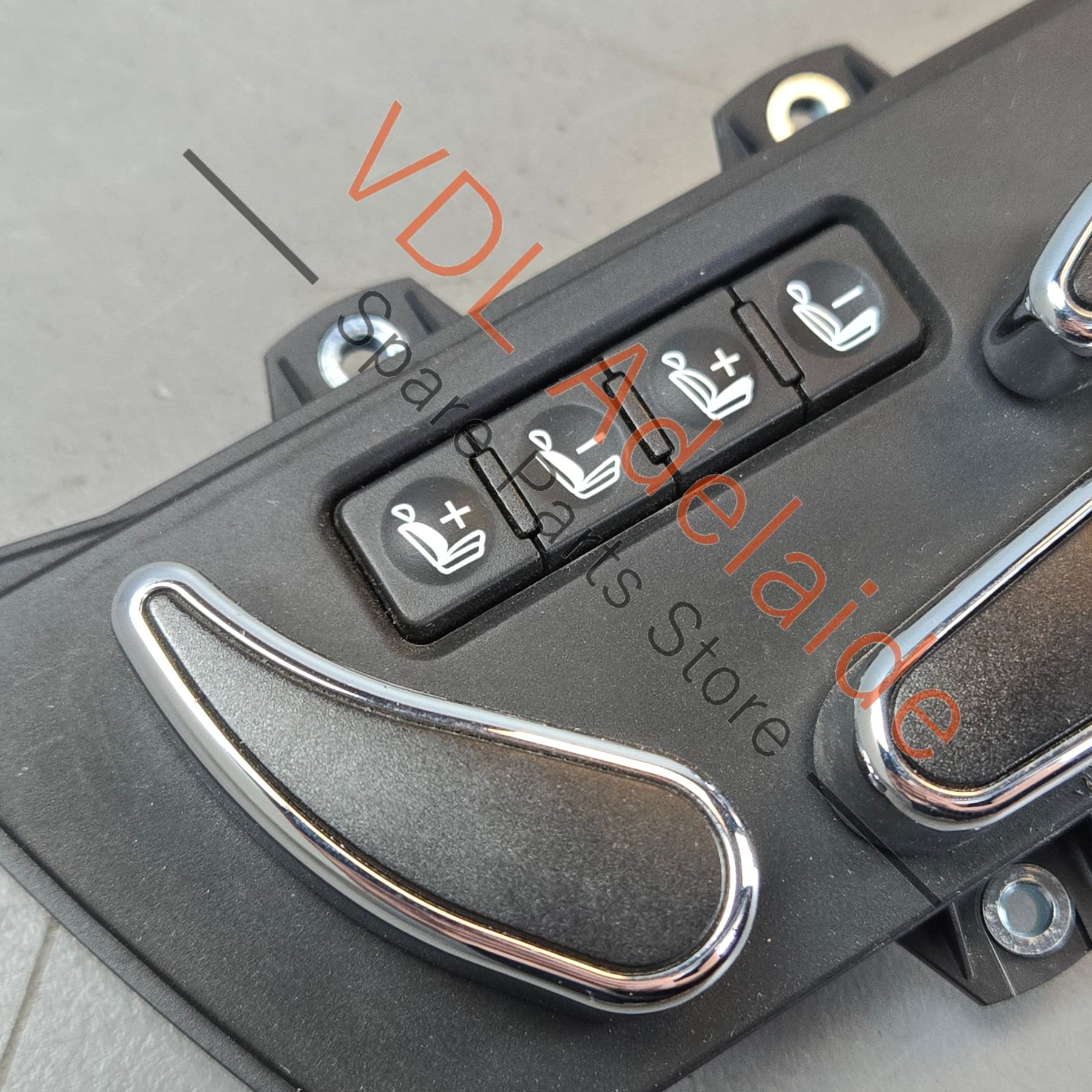 Bentley Bentayga Right Seat Adjustment Switch 36A959748A - Image 4