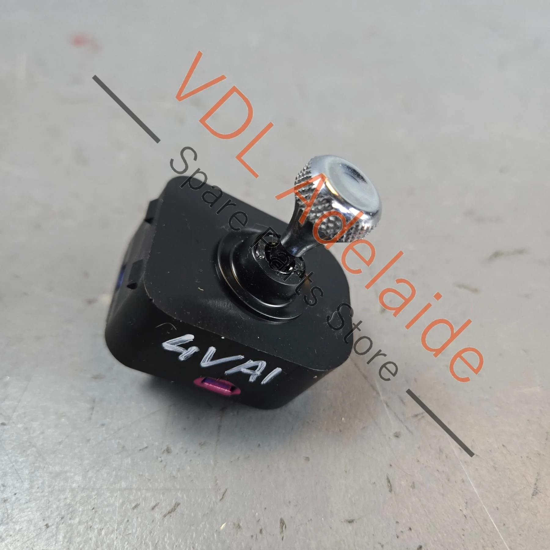 Bentley Bentayga Steering Column Adjustment Switch 36A953551 - Image 3