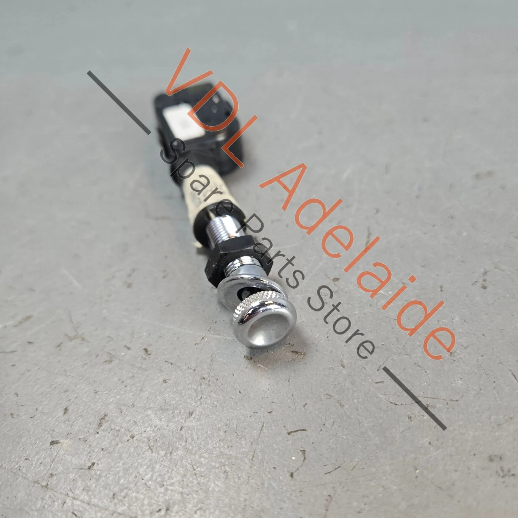 Bentley Bentayga Air Conditioning Vent Adjustment Pull Switch Assy 36A819820 3Y0819790C 36A819741 Front Centre - Image 2