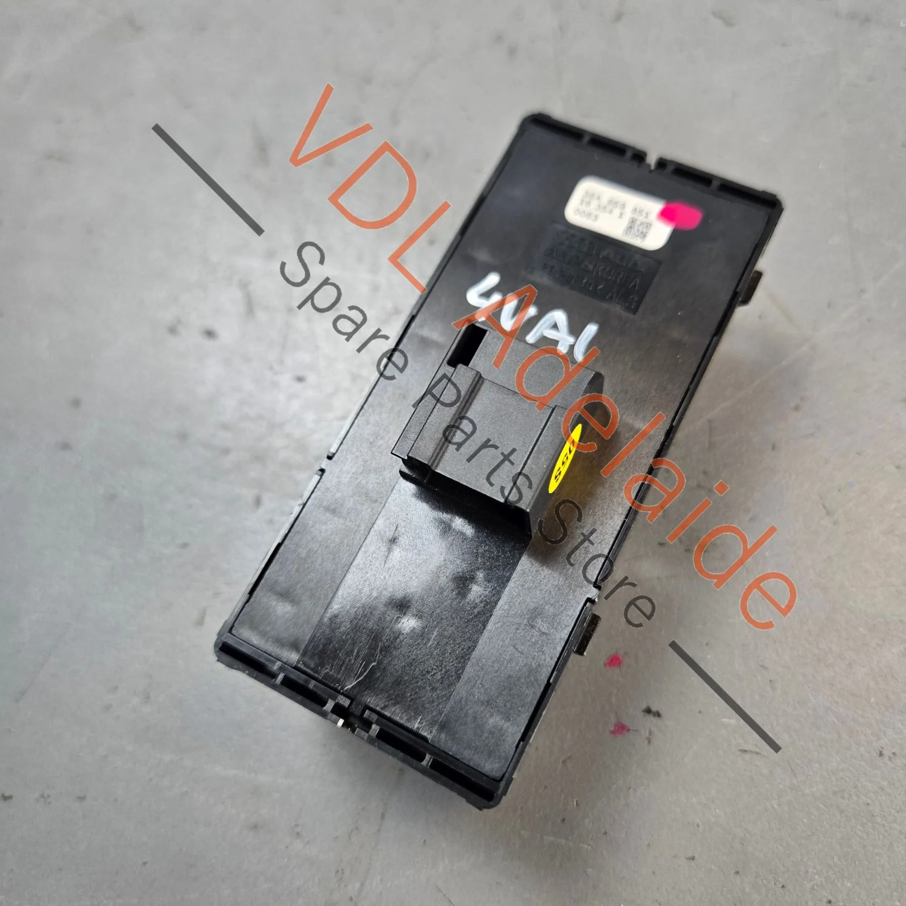 Bentley Bentayga Genuine Drivers Door Window Switch 36A959851 - Image 3