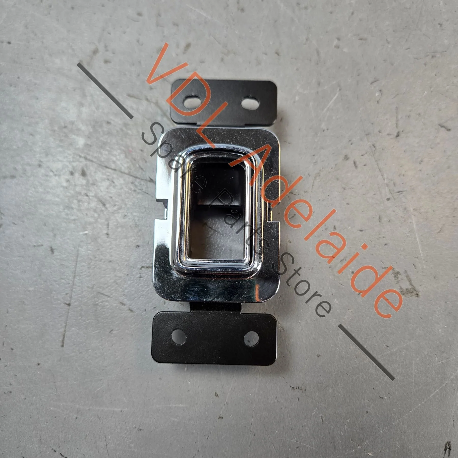 Bentley Bentayga Passenger Door Switch Trim Chrome 36A959518 36A858523A - Image 5