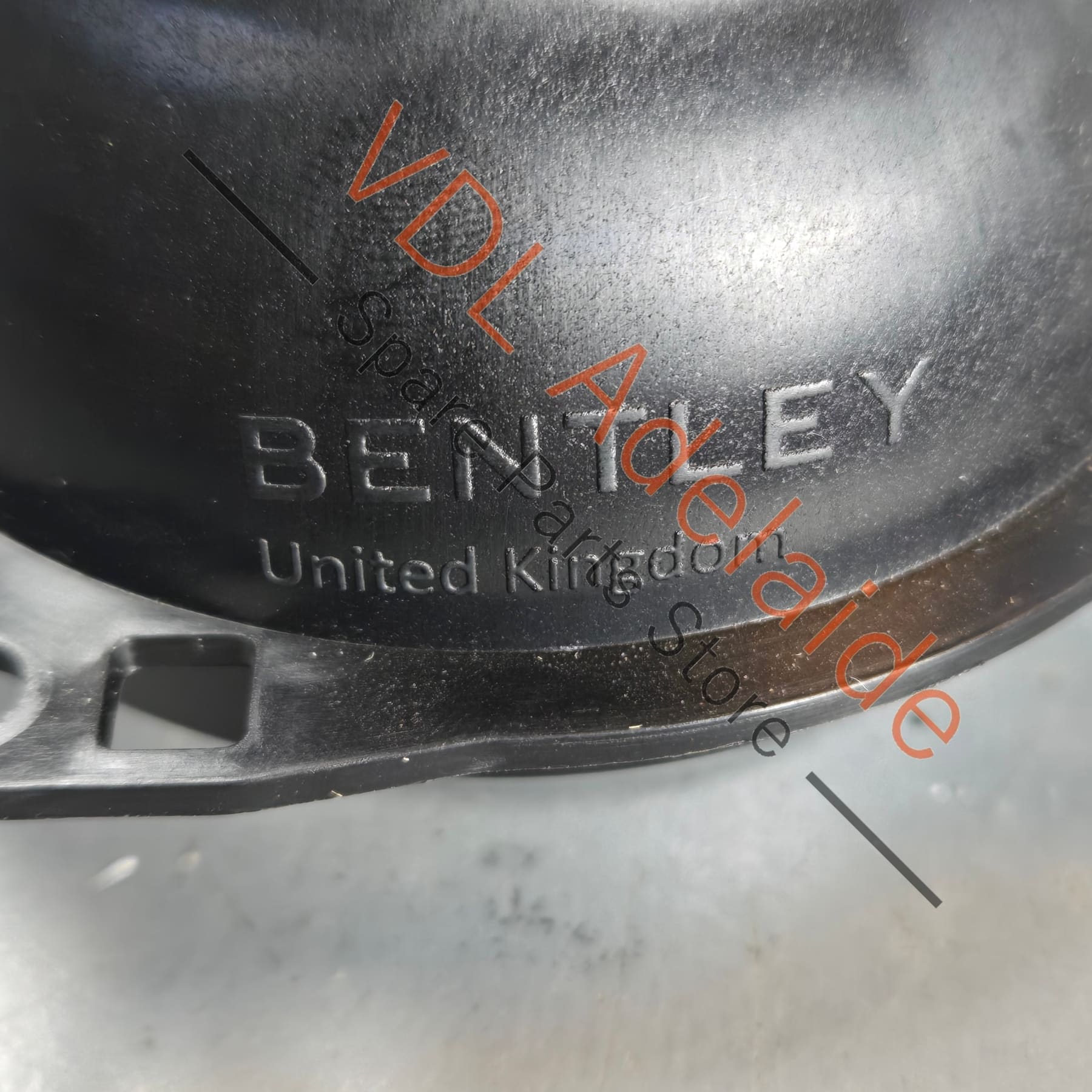 Bentley Bentayga Rear Air Vent 36A819203 - Image 6