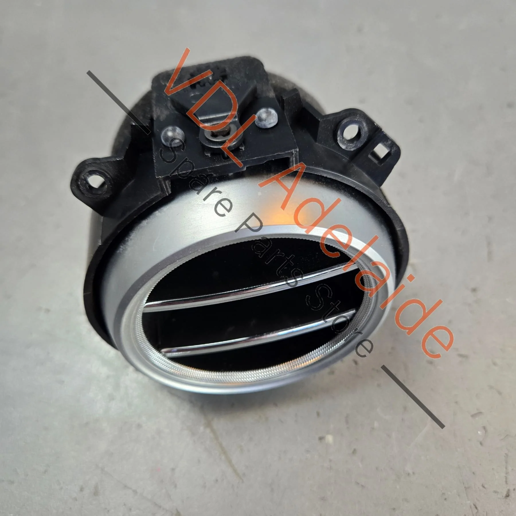 Bentley Bentayga Front Outer Air Vent 36A819201 - Image 2