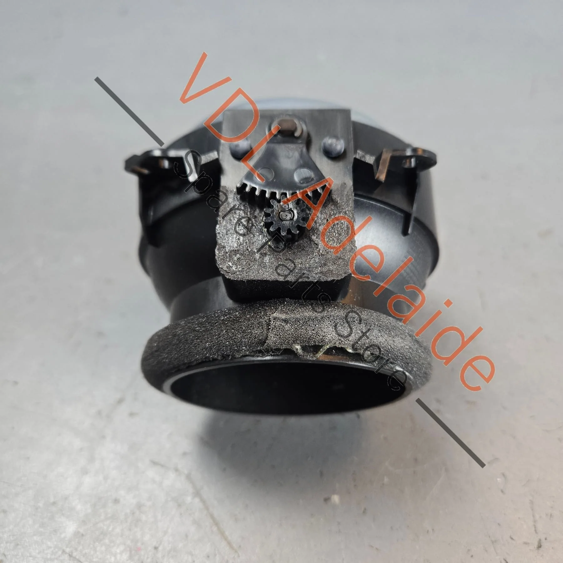Bentley Bentayga Front Outer Air Vent 36A819201 - Image 4