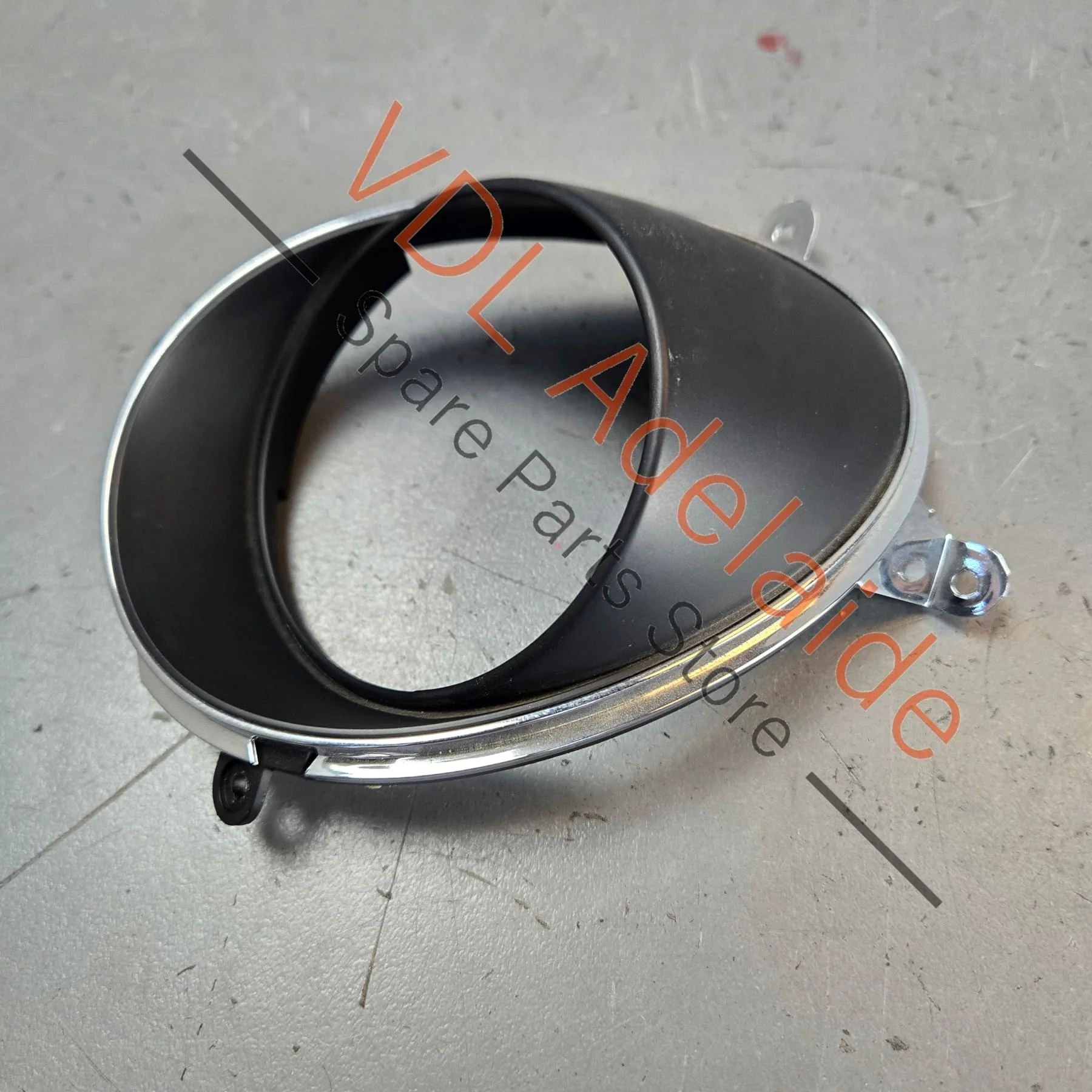 Bentley Bentayga Front Centre Air Vent Trim 36A858742 Right - Image 2