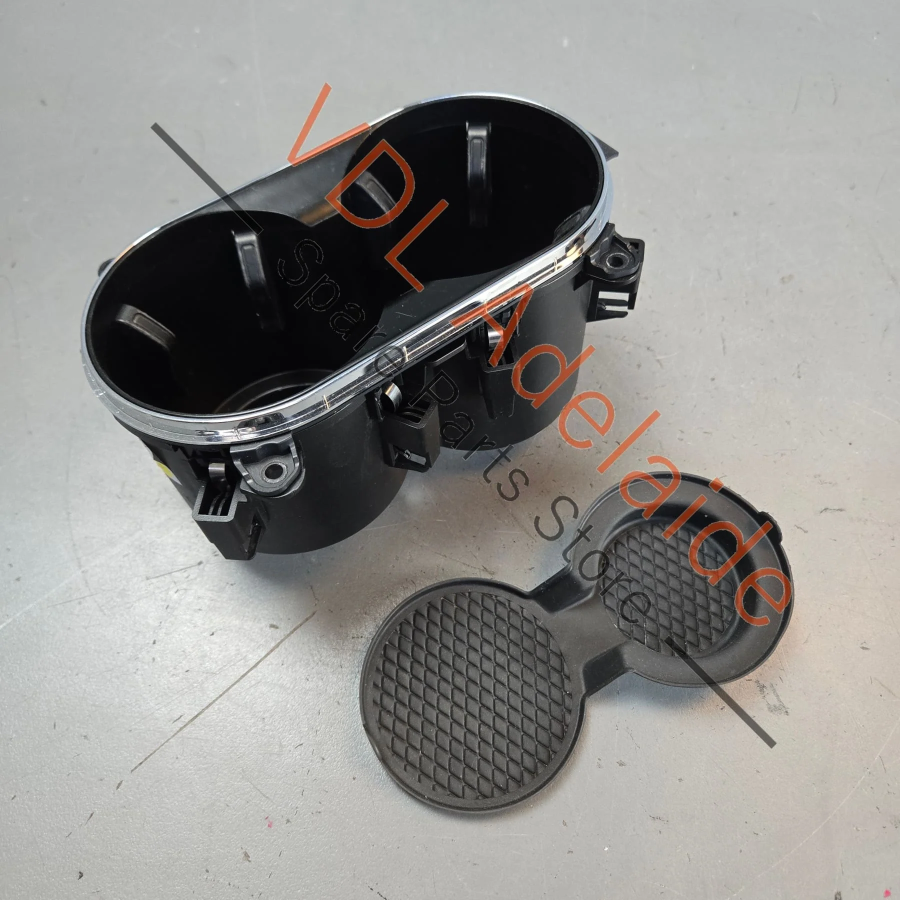 Bentley Bentayga Centre Console Drinks Cup Holder with Chrome Surround 36A860687 36A862533 - Image 3