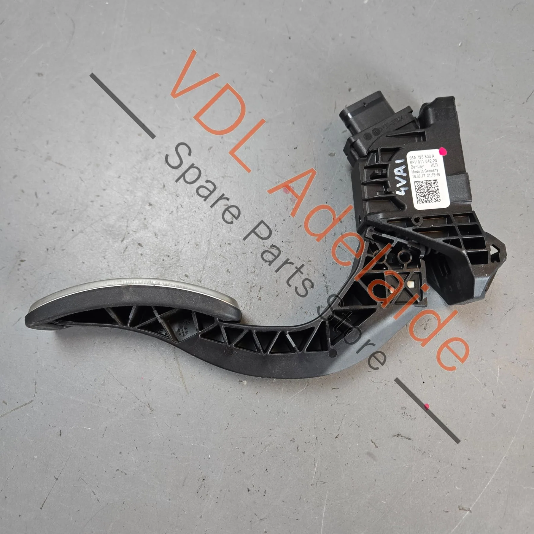 Bentley Bentayga Throttle Pedal 36A723503A 36A723647A - Image 3