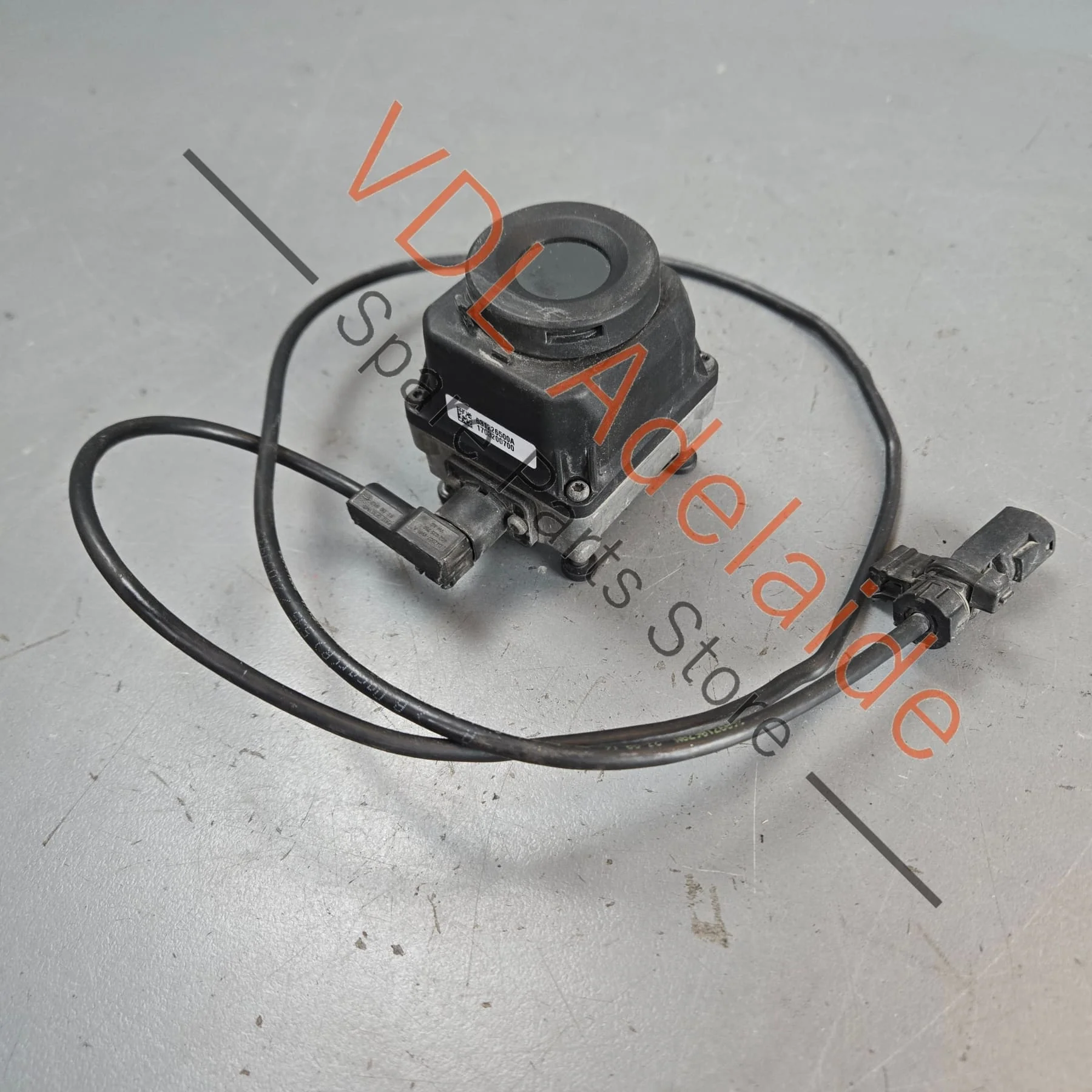 Bentley Bentayga Night Vision Camera Sensor OEM 4G0980552A - Image 4