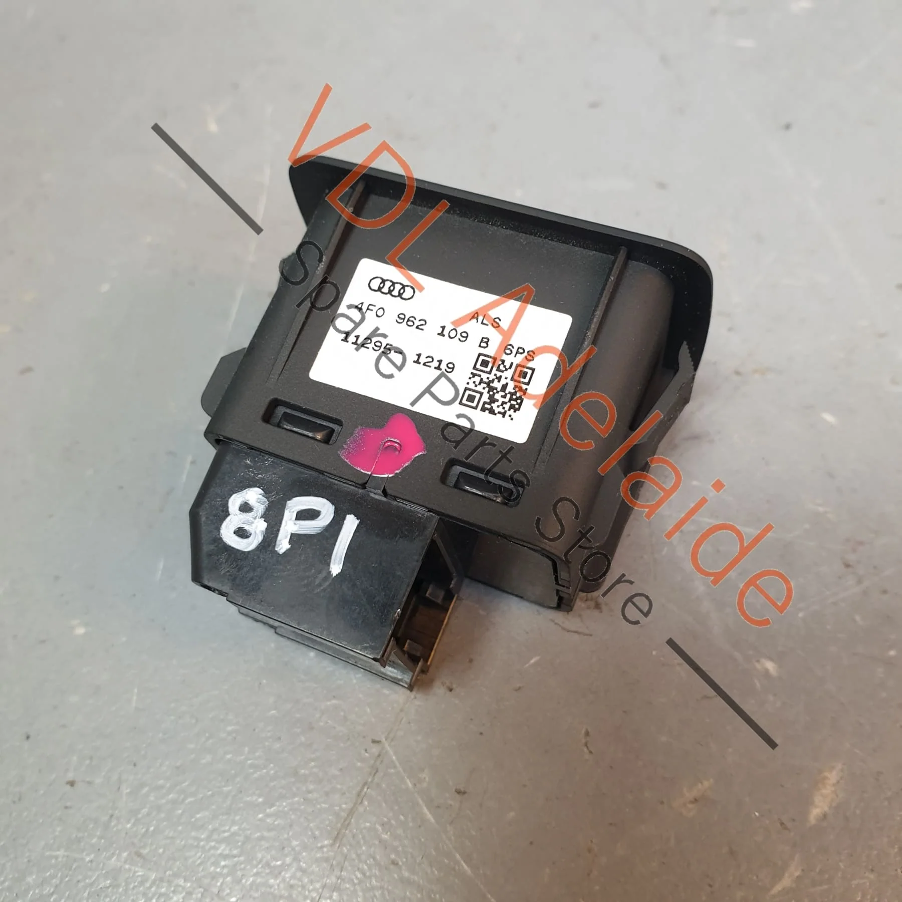 Audi Interior Motion Alarm Switch 4F0962109B - Image 2