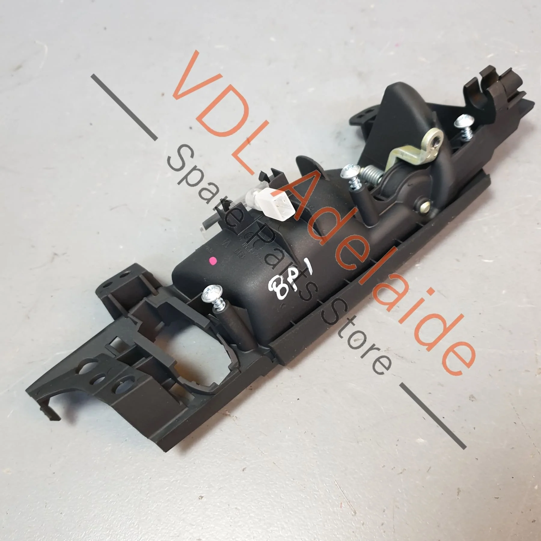 Audi A3 S3 8P Interior Door Handle Pull Front Left 8P4837019E 7PE - Image 4