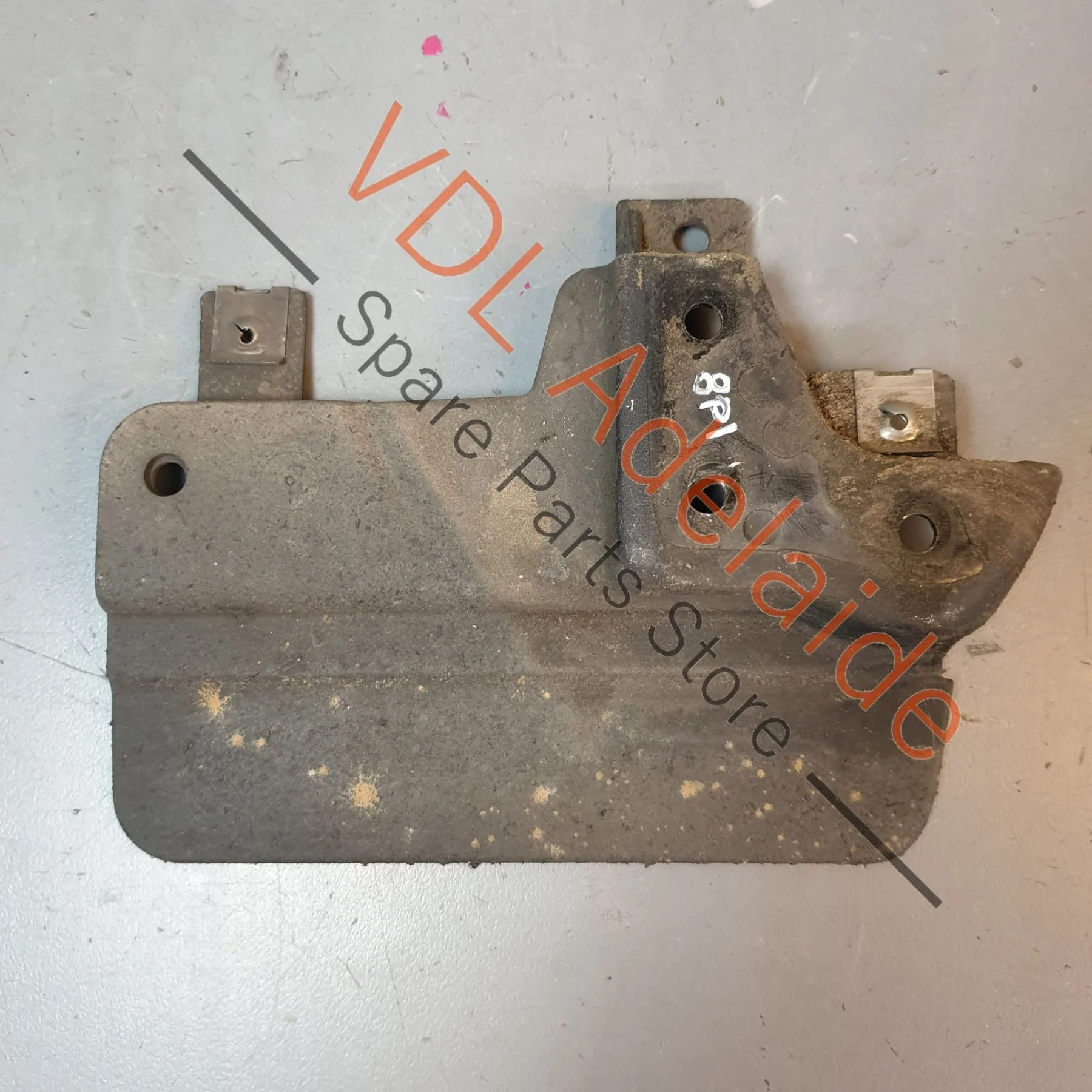 Audi A3 S3 8P Left Rear Mud Flap 8P0853833C - Image 6
