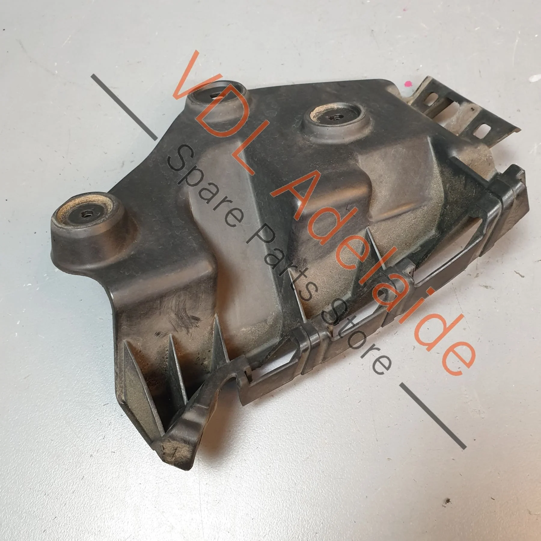Audi A3 S3 8P Rear Bumper Guide Bracket Right 8P4807394A - Image 5