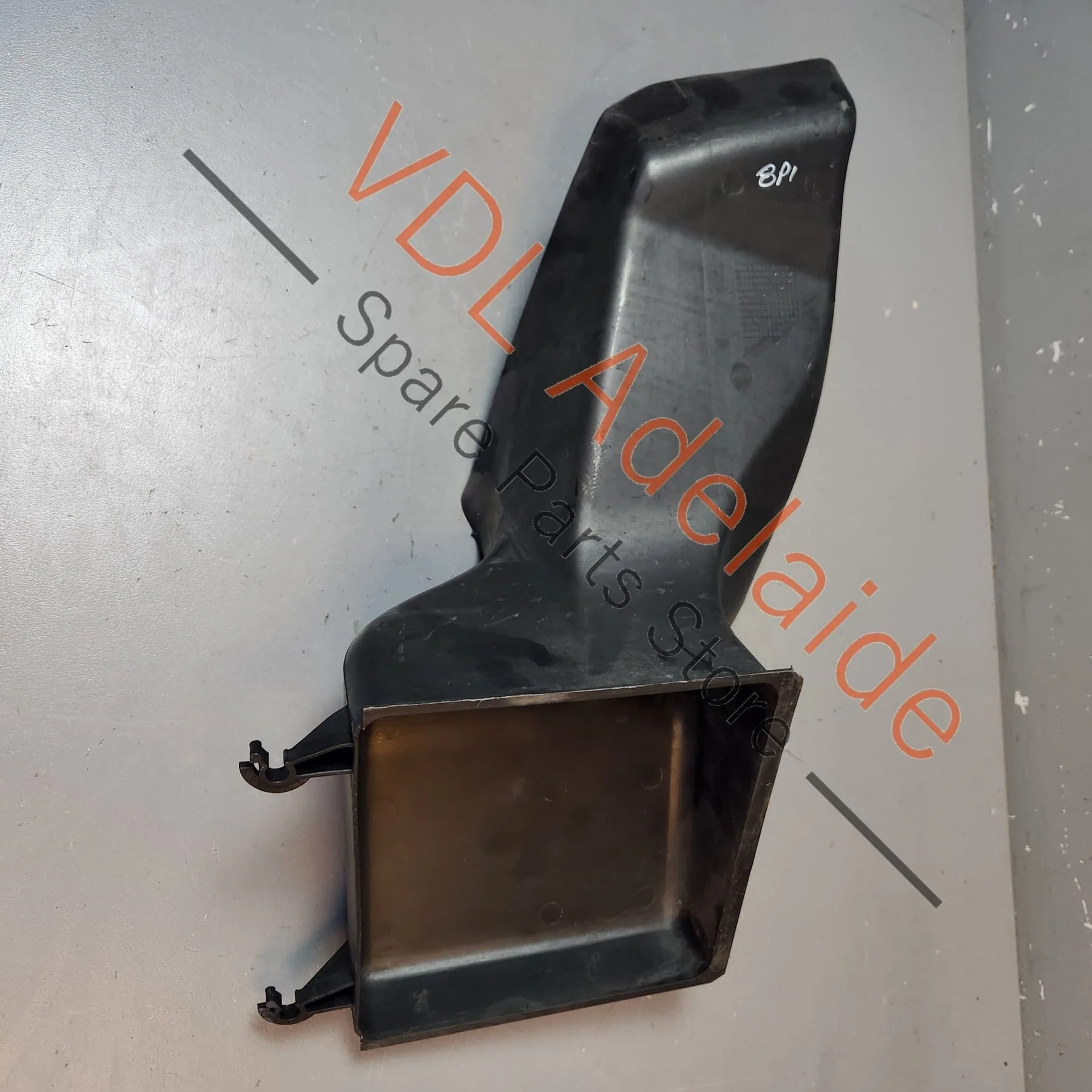 Audi S3 8P Radiator Air Guide for Left Side Additional Radiator 8P0121333B - Image 6