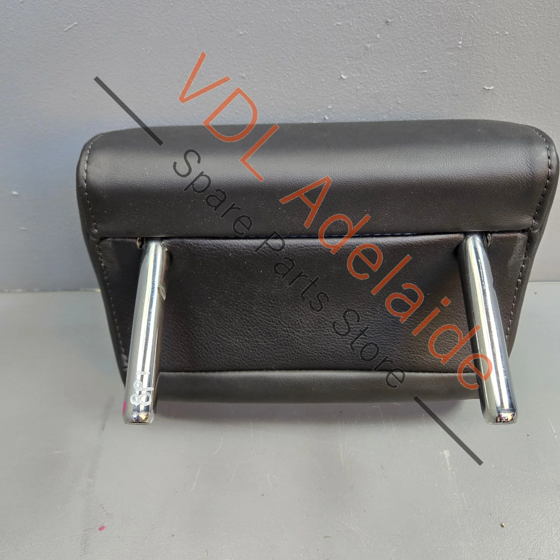 Audi S3 A3 8P Rear Seat Head Rest Leather Suits centre seat 8P0885975AC - Image 3