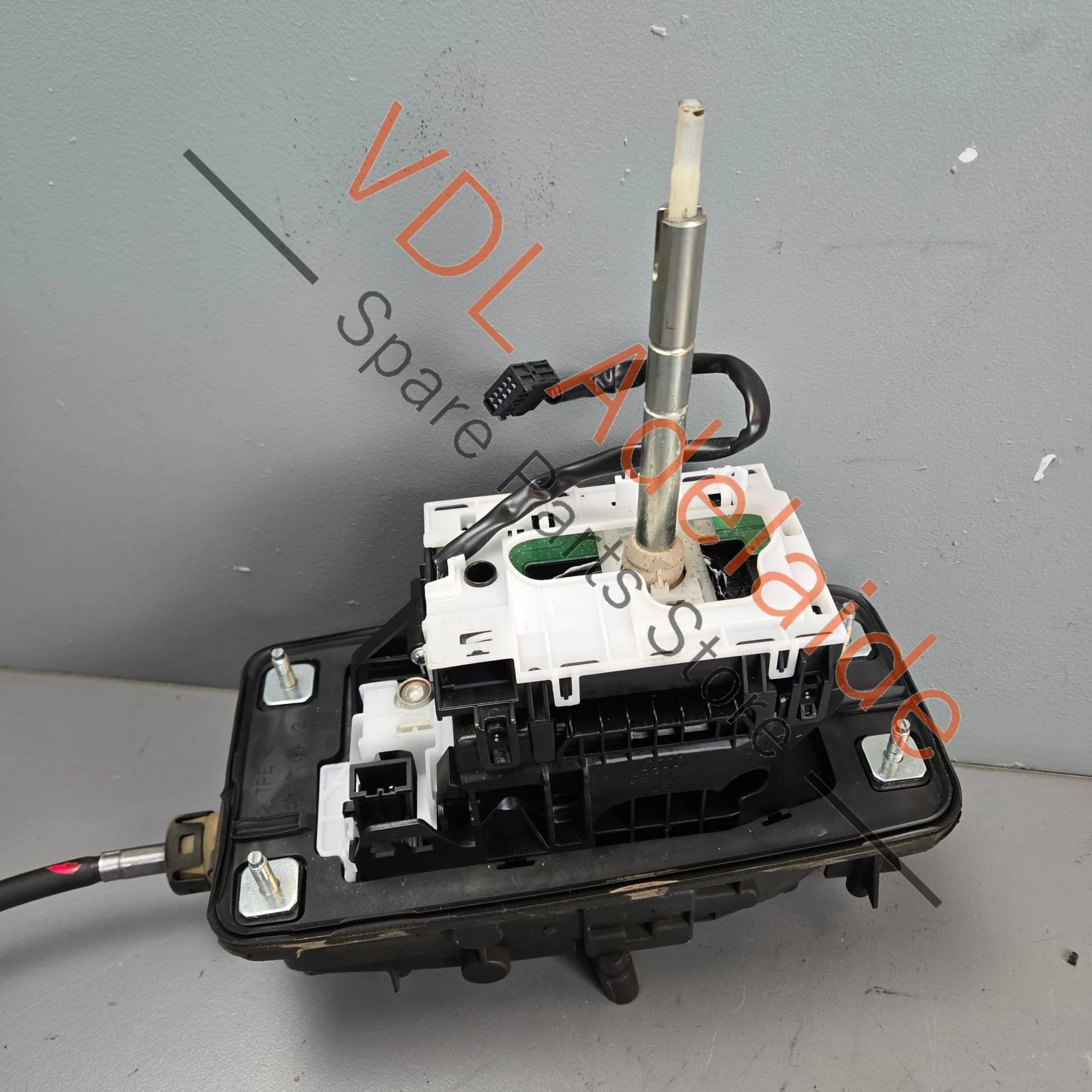 Audi RS4 RS5 Gear Selector Shifter Mechanism 8K2713105J 8K2713041AC - Image 2