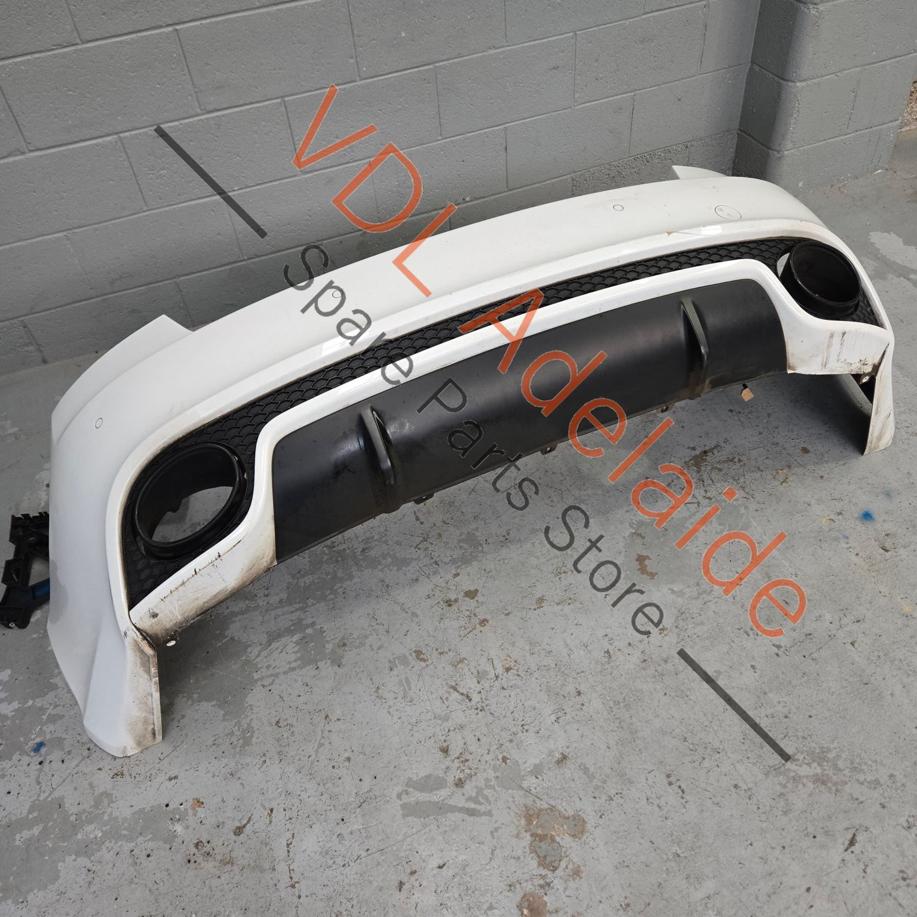 Audi RS5 Rear Bumper Cover & Diffuser Assembly 8T0807067E 8T0807521E