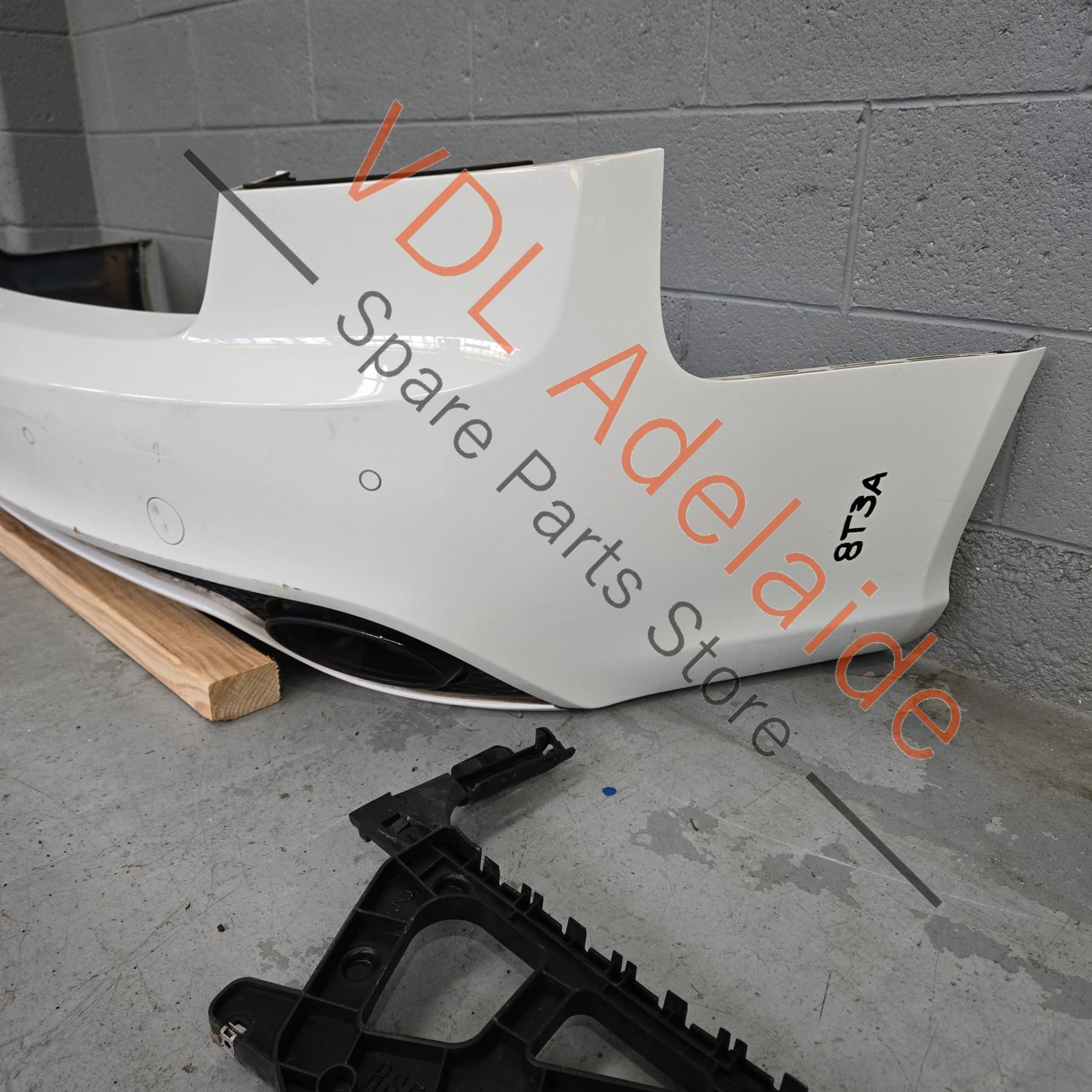 Audi RS5 Rear Bumper Cover & Diffuser Assembly 8T0807067E 8T0807521E - Image 10