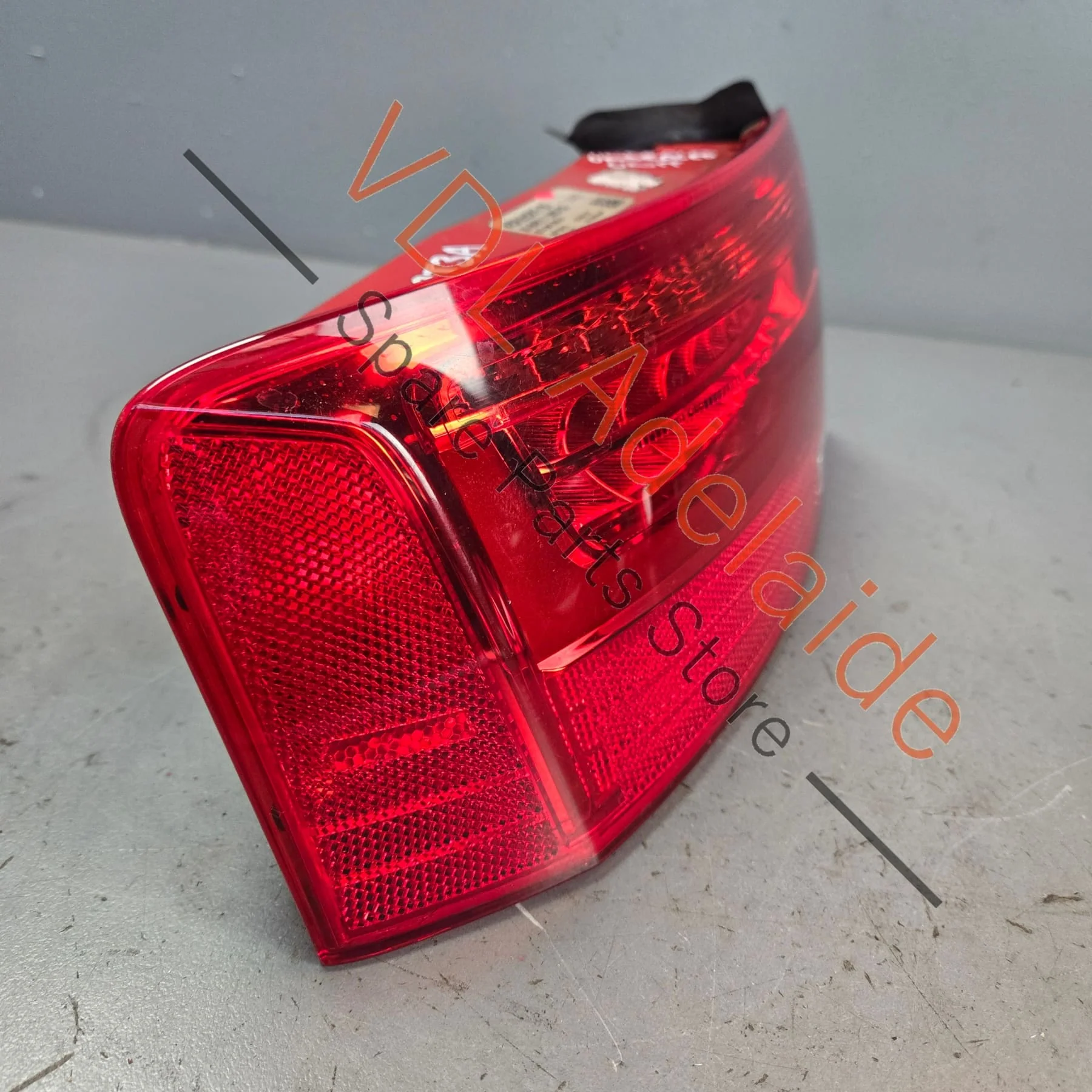 Audi RS5 Left Side Rear LED Tail Light Outer 8T0945095H **Discounted item** - Image 3