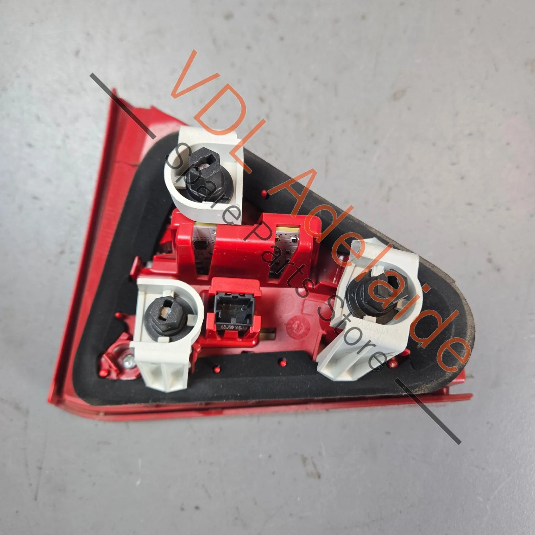 Audi RS5 Right Side Inner Rear LED Tail Light 8T0945094C - Image 5
