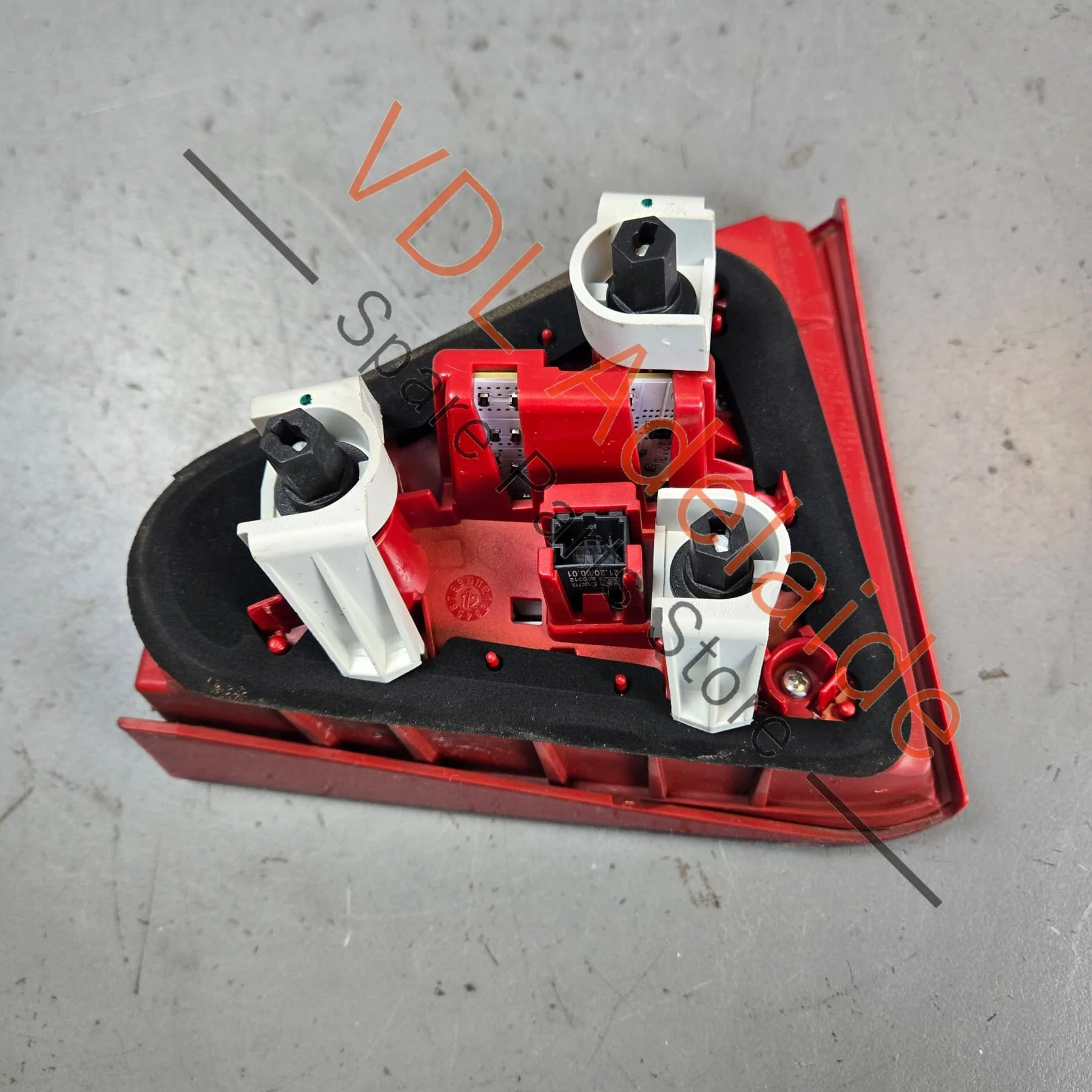 Audi RS5 Left Side Inner Rear LED Tail Light 8T0945093C - Image 5