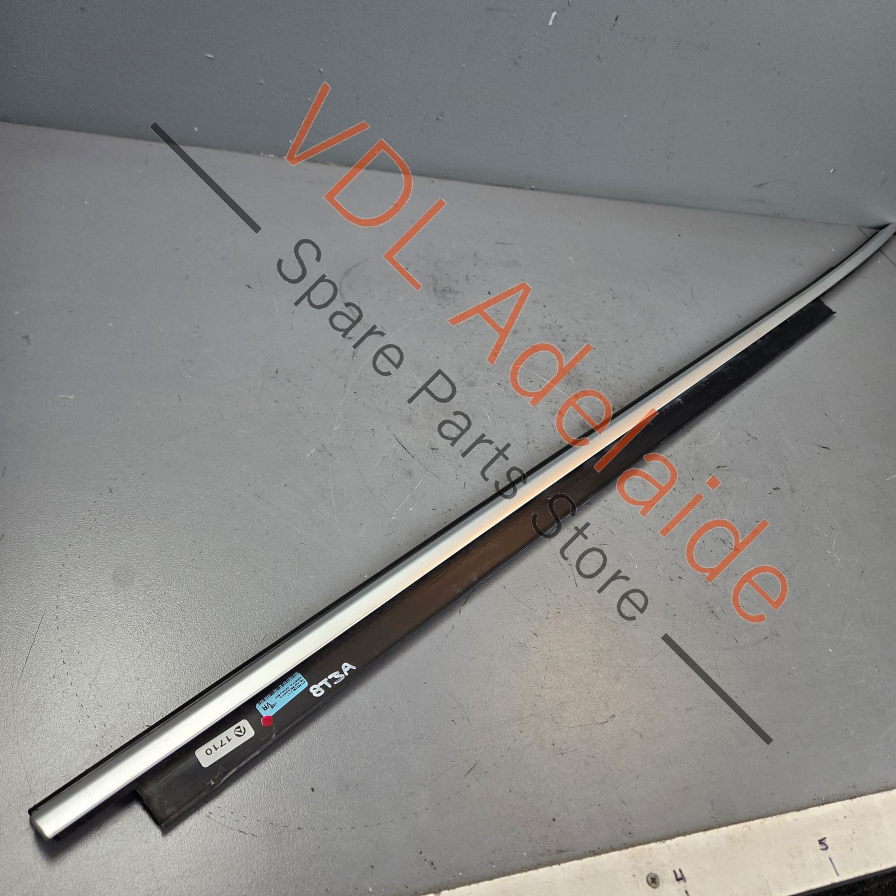 Audi A5 S5 RS5 Left Door Window Slot Aperture Seal Aluminium Matt 8T0853284J 1L1