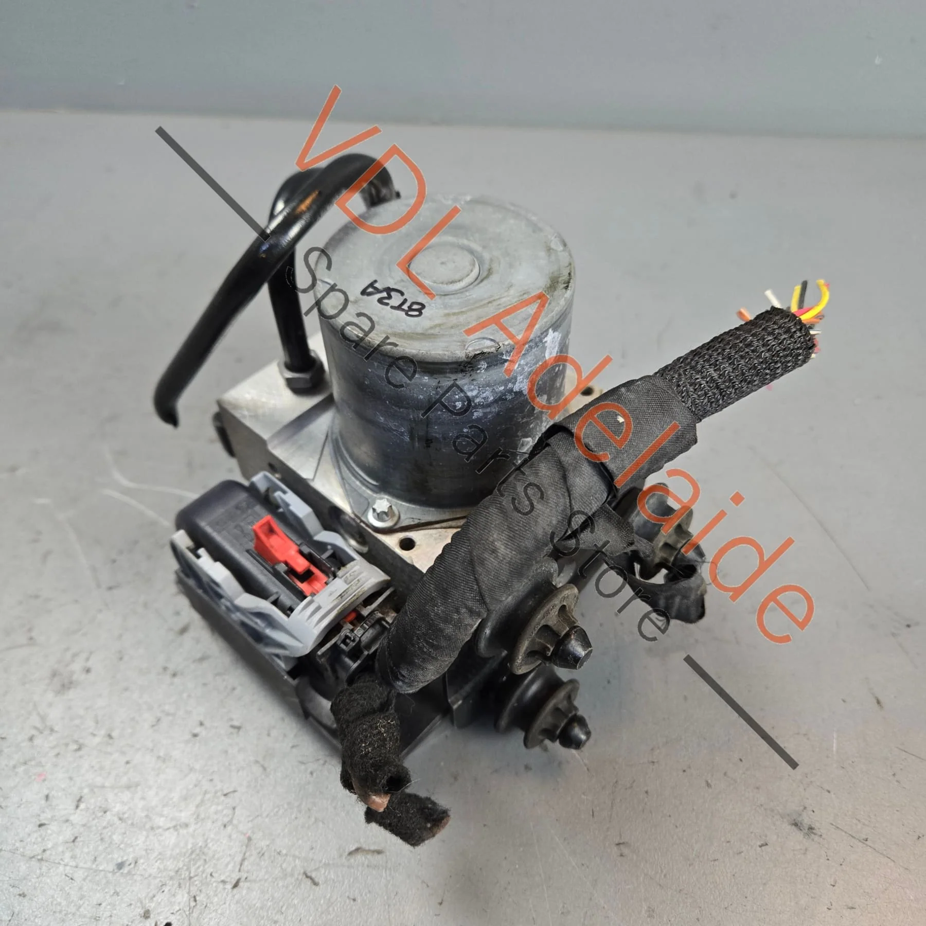 Audi RS5 ABS Brake Pump Module 8T0614517J 8T0907379F 8T0614517H - Image 2